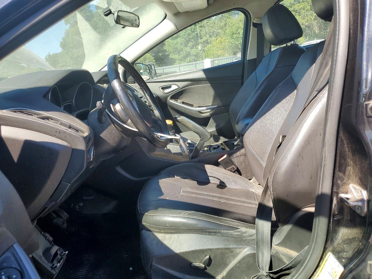 2013 Ford Focus Titanium Black vin: 1FADP3N23DL142166