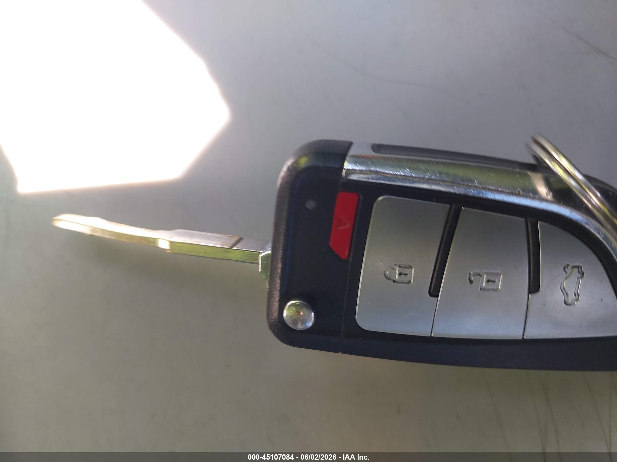 2013 Ford Focus Titanium Silver vin: 1FADP3N23DL177970