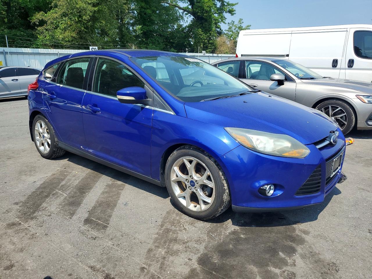 2013 Ford Focus Titanium Blue vin: 1FADP3N23DL180481