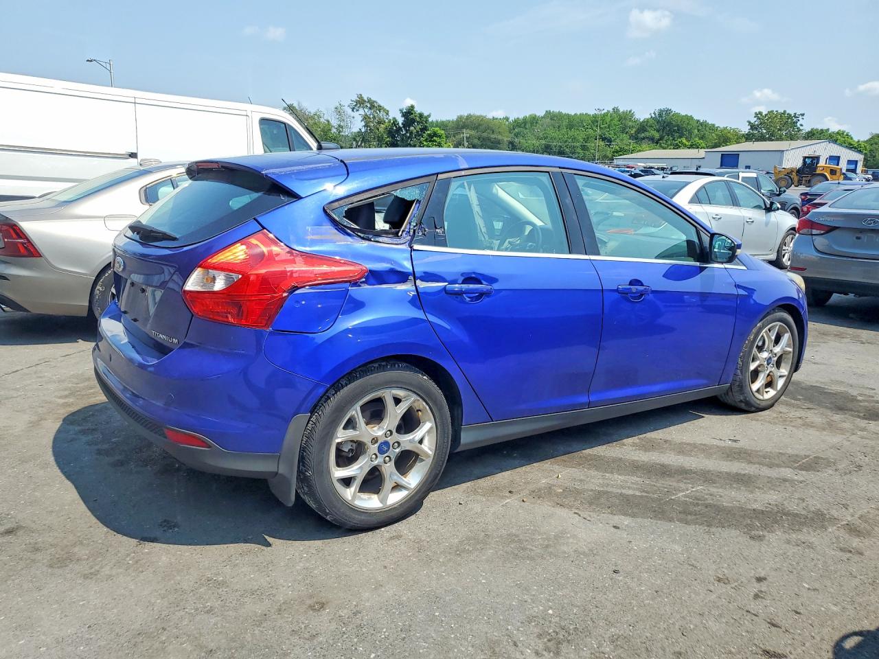 2013 Ford Focus Titanium Blue vin: 1FADP3N23DL180481