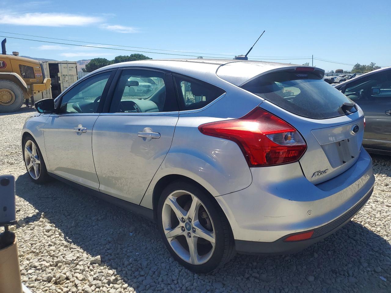 2013 Ford Focus Titanium Silver vin: 1FADP3N23DL254692