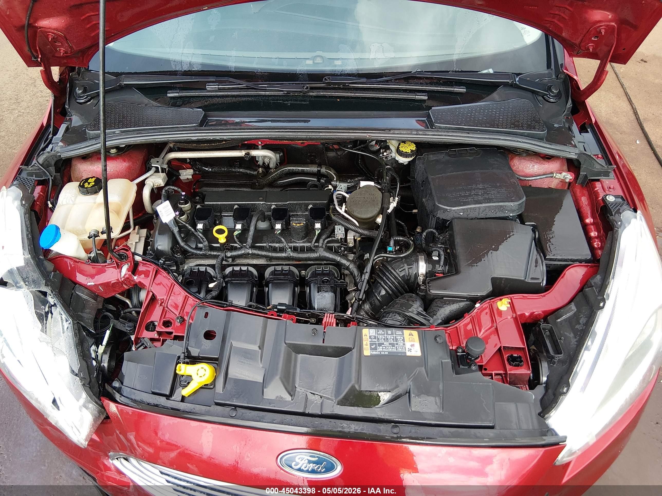 2015 Ford Focus Titanium Red vin: 1FADP3N23FL234994