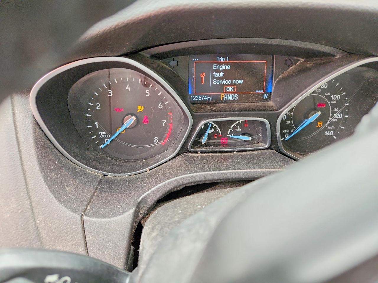 2015 Ford Focus Titanium Gray vin: 1FADP3N23FL360286