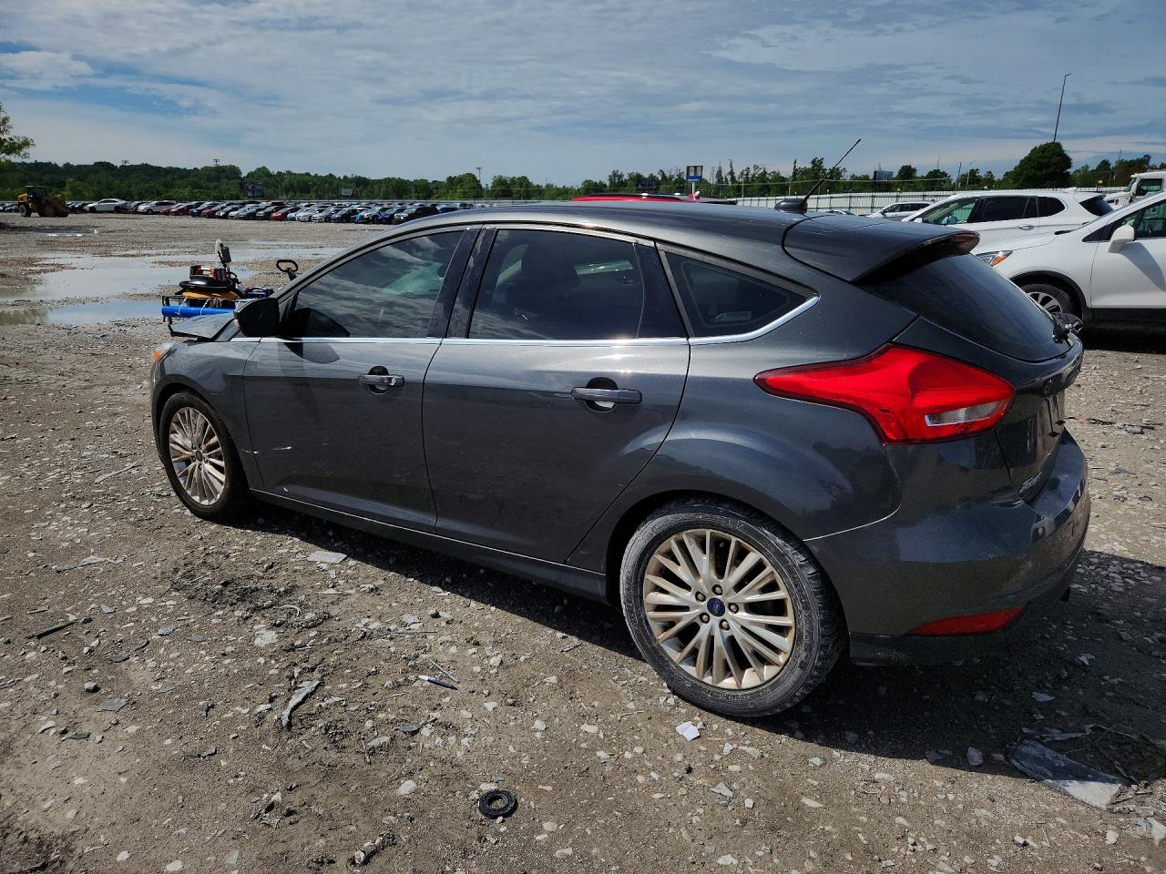 2017 Ford Focus Titanium Gray vin: 1FADP3N23HL279095