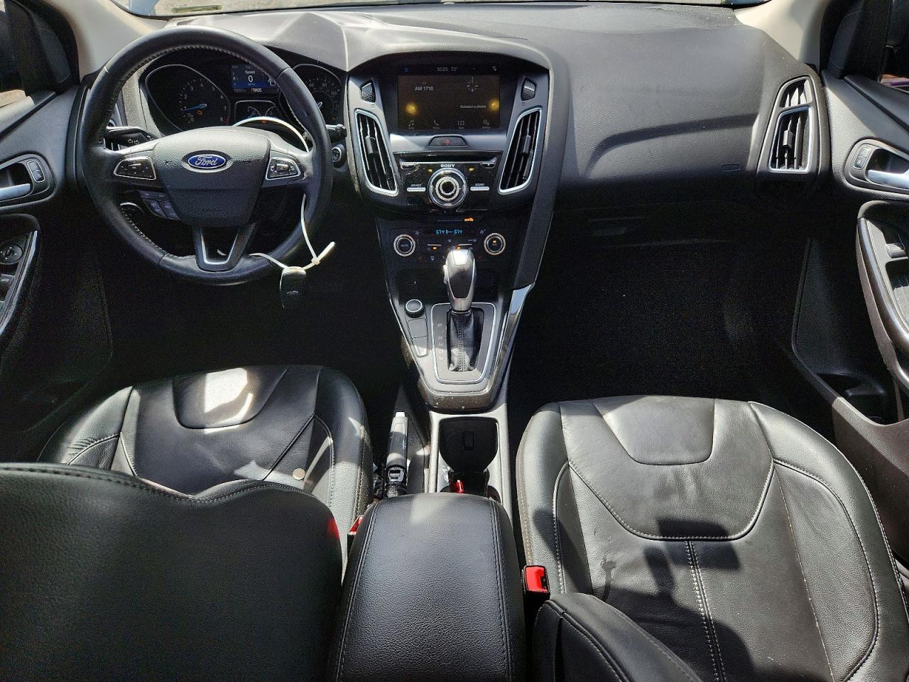 2017 Ford Focus Titanium Gray vin: 1FADP3N23HL279095
