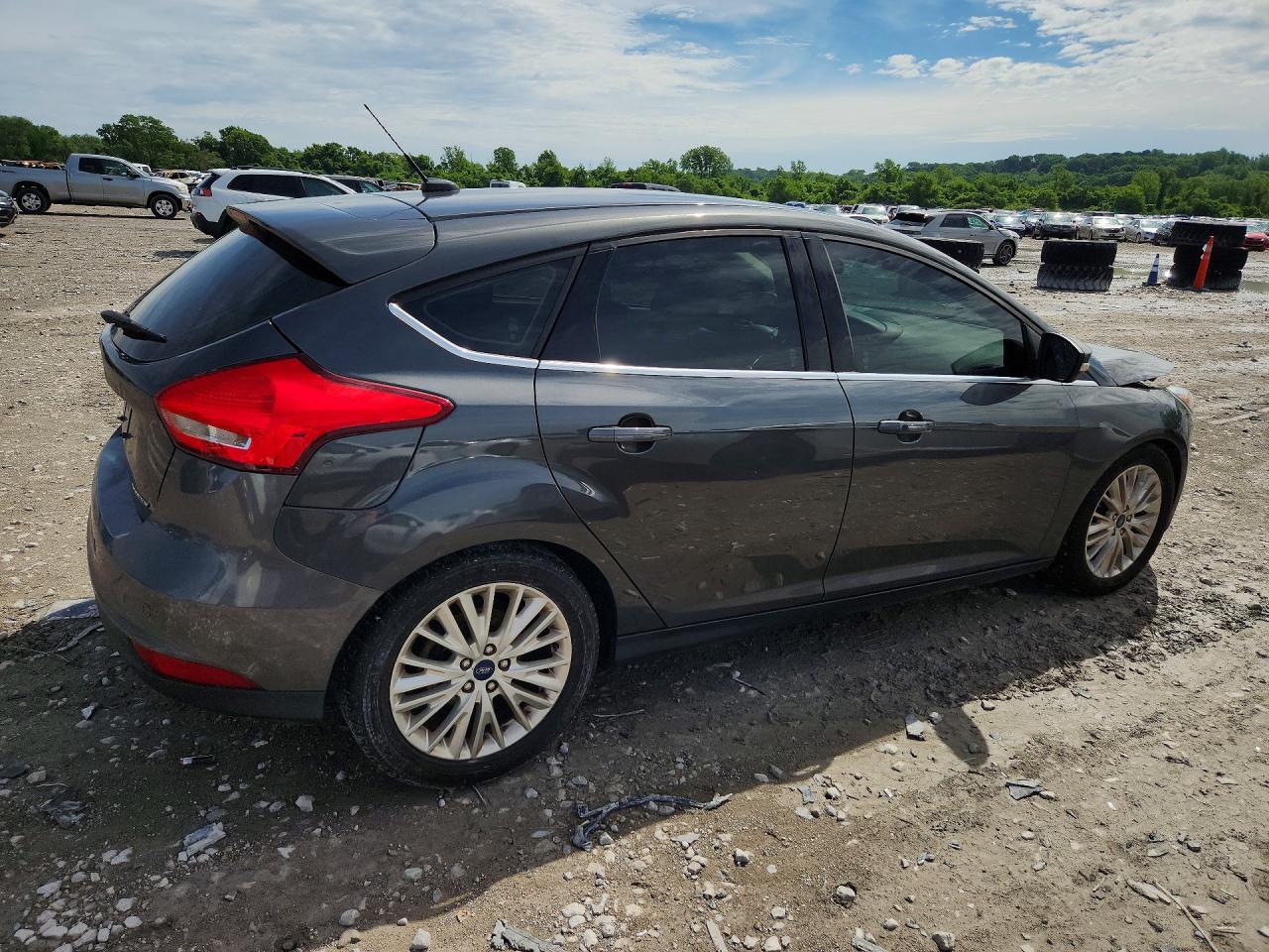 2017 Ford Focus Titanium Gray vin: 1FADP3N23HL279095