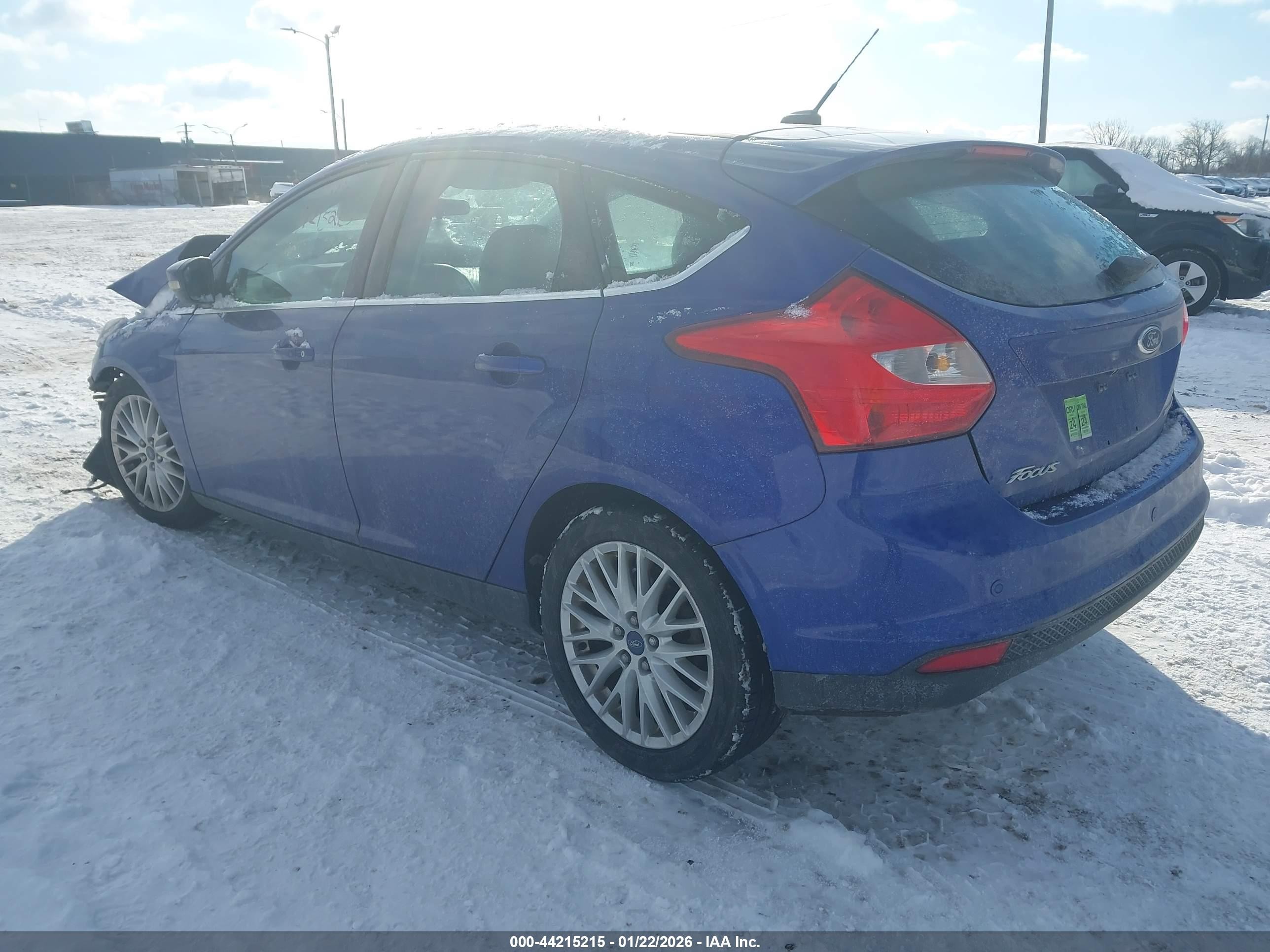 2013 Ford Focus Titanium Blue vin: 1FADP3N24DL113842