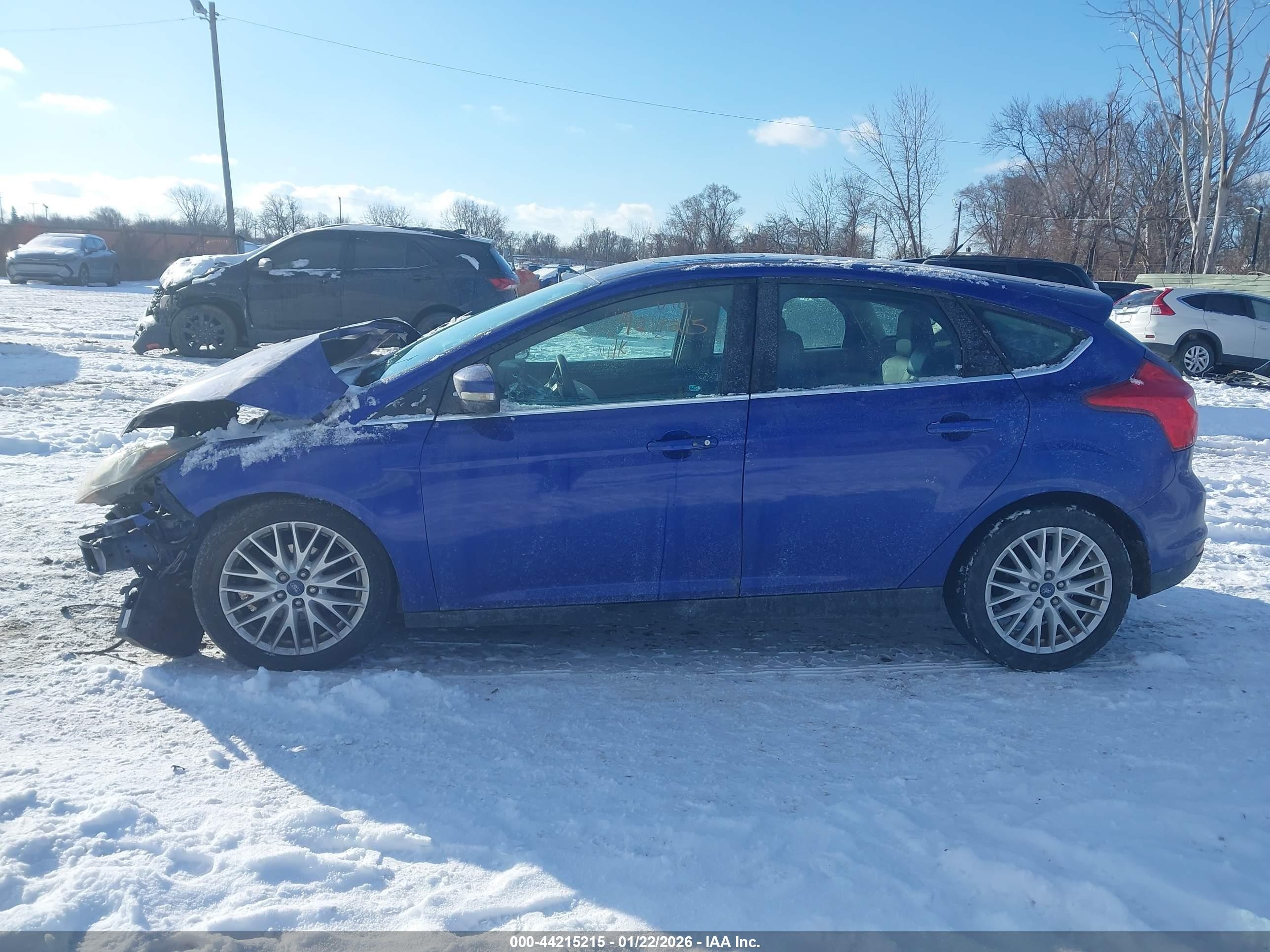 2013 Ford Focus Titanium Blue vin: 1FADP3N24DL113842