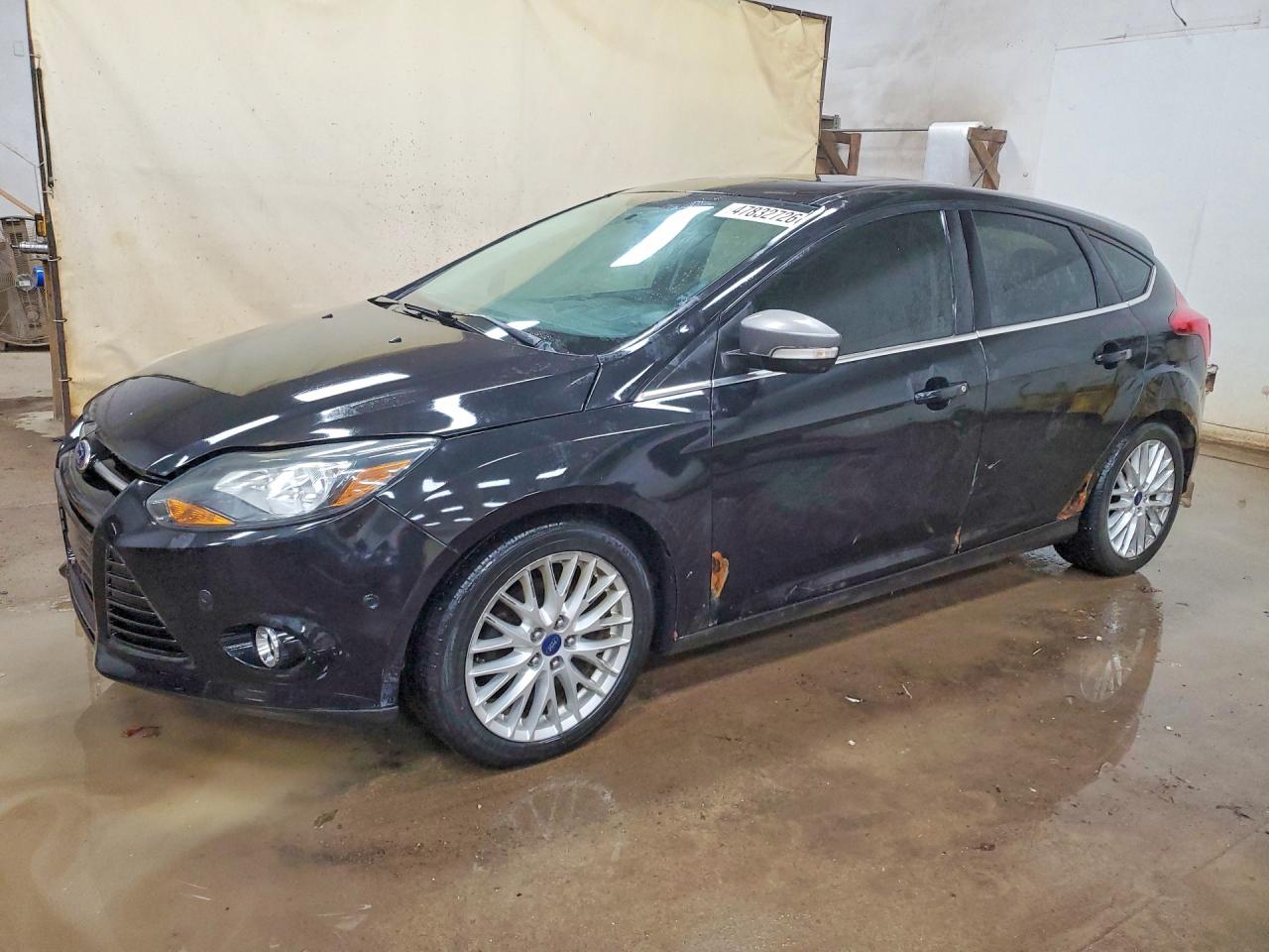 2013 Ford Focus Titanium Black vin: 1FADP3N24DL304015