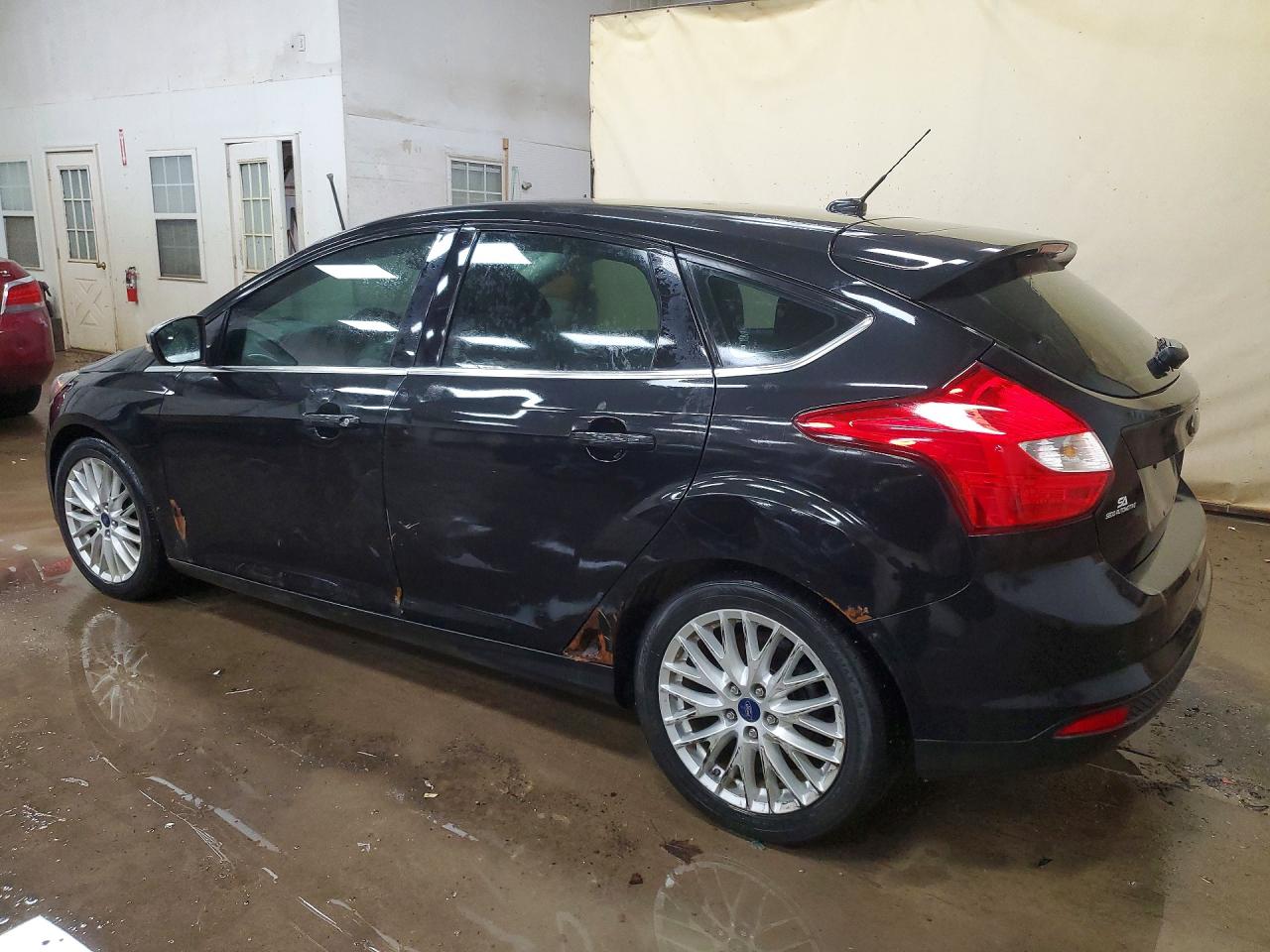 2013 Ford Focus Titanium Black vin: 1FADP3N24DL304015