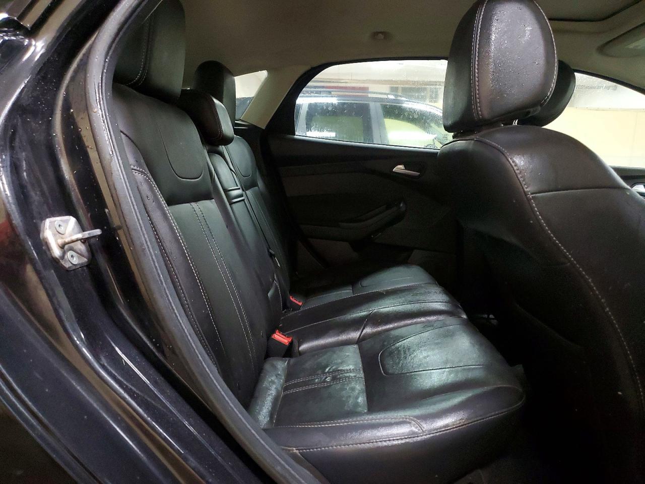 2013 Ford Focus Titanium Black vin: 1FADP3N24DL304015