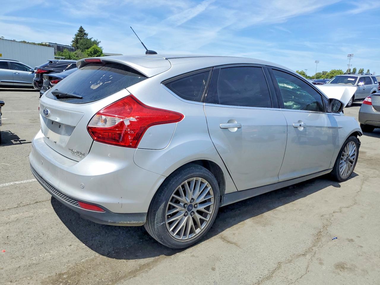 2013 Ford Focus Titanium Silver vin: 1FADP3N24DL379216