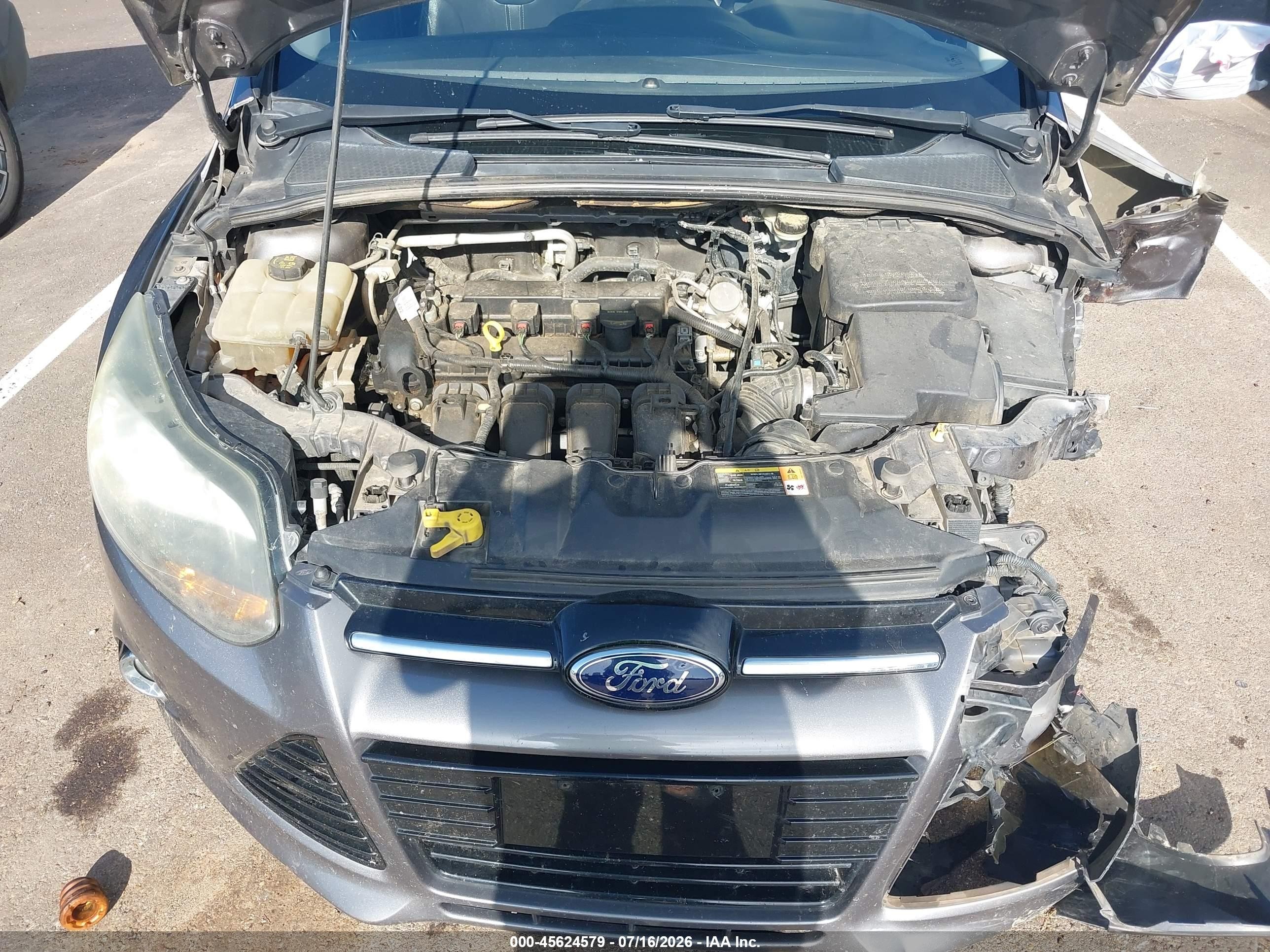 2014 Ford Focus Titanium Gray vin: 1FADP3N24EL126785
