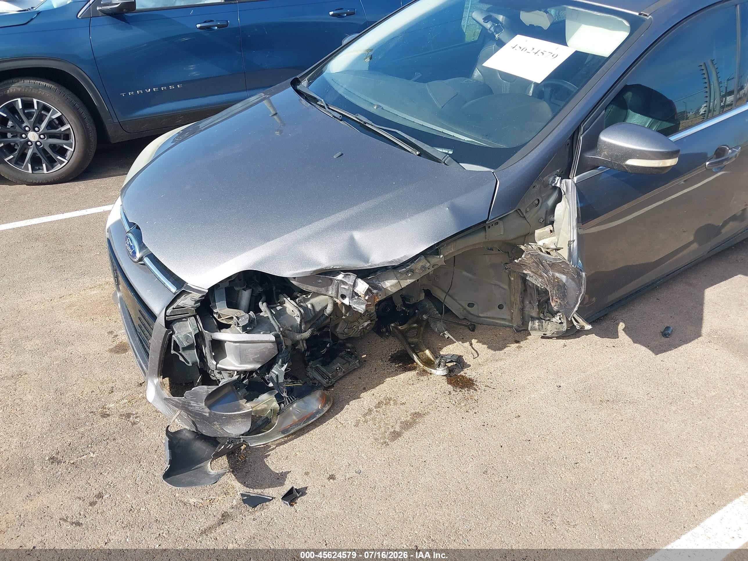 2014 Ford Focus Titanium Gray vin: 1FADP3N24EL126785