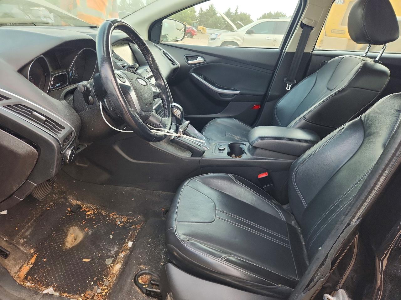 2014 Ford Focus Titanium Черный vin: 1FADP3N24EL280297
