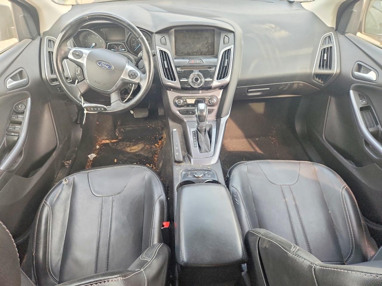2014 Ford Focus Titanium Черный vin: 1FADP3N24EL280297