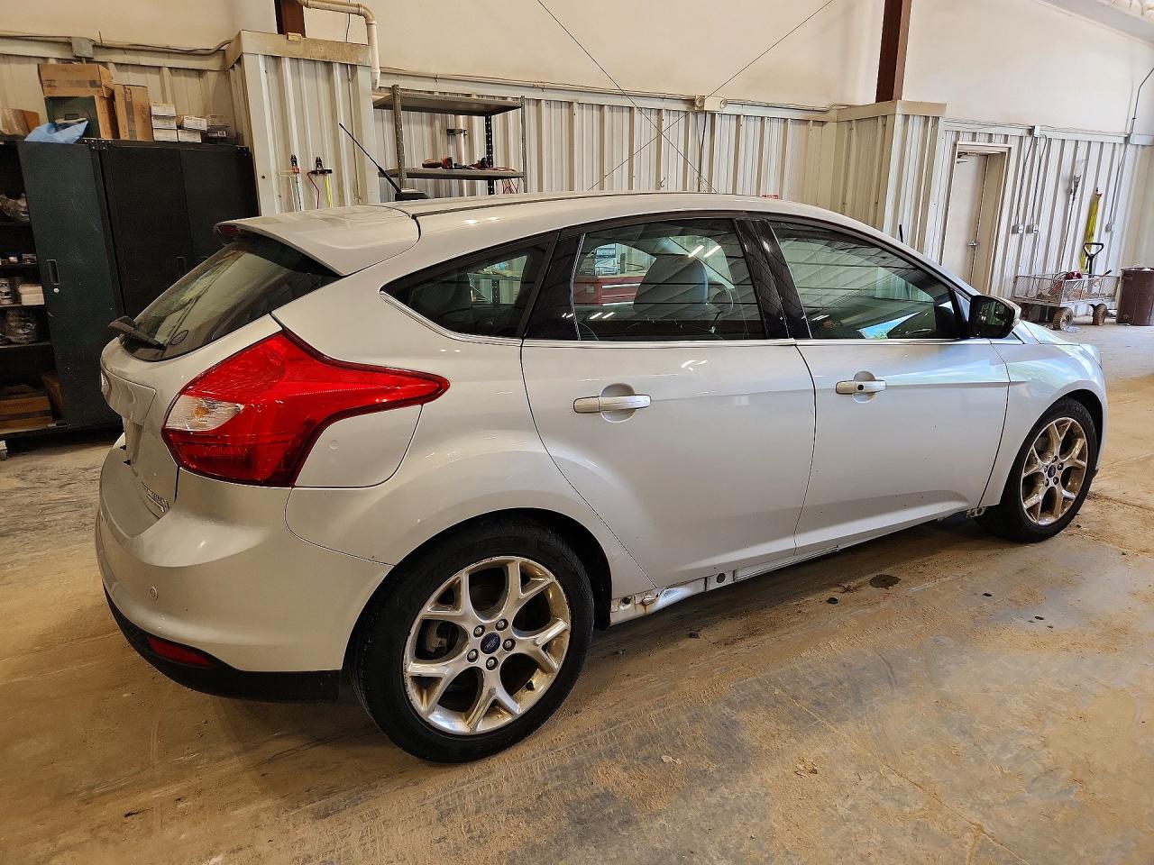 2014 Ford Focus Titanium Silver vin: 1FADP3N24EL292501