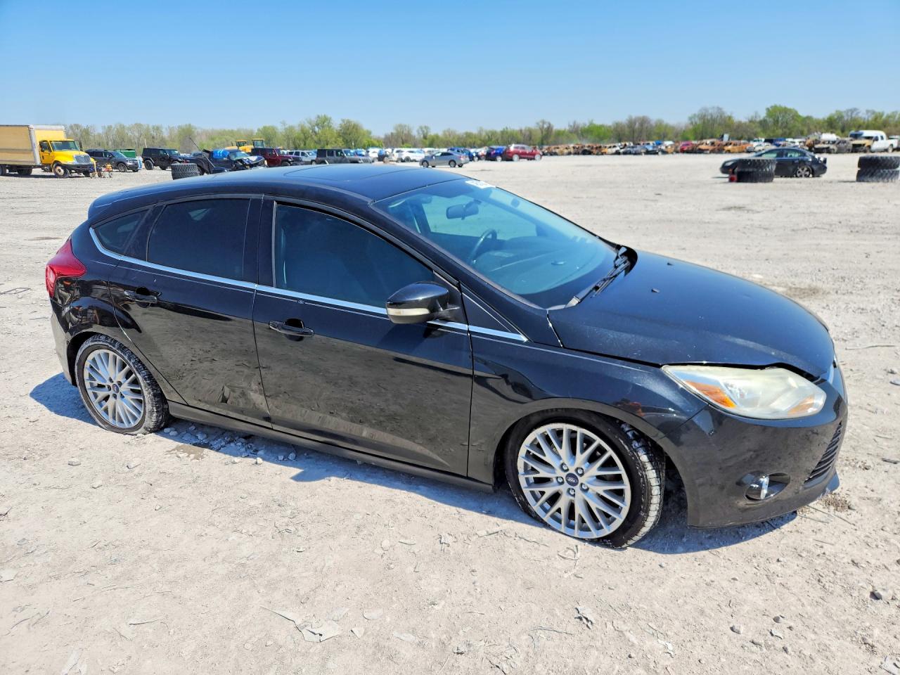 2014 Ford Focus Titanium Black vin: 1FADP3N24EL362756