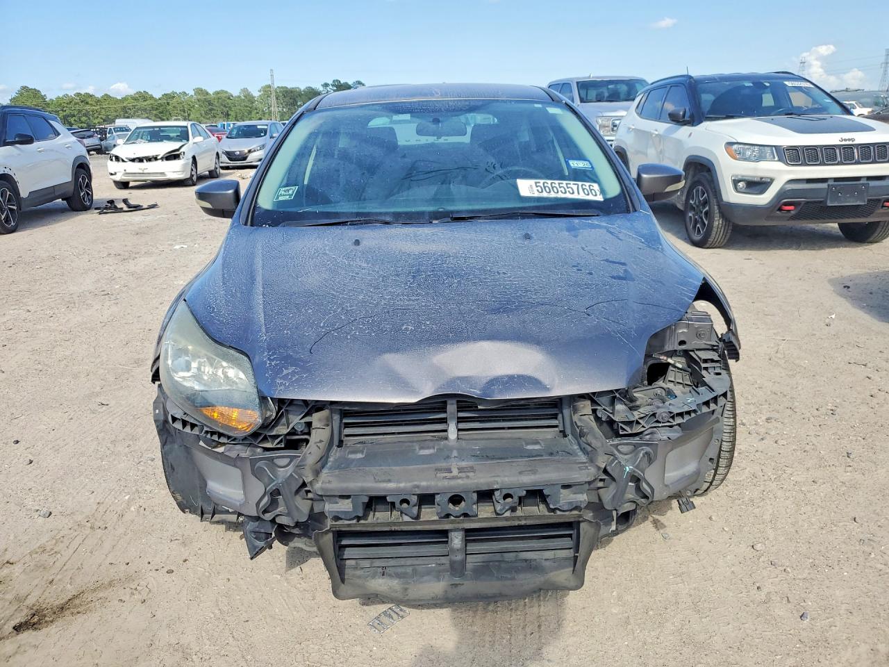2014 Ford Focus Titanium Silver vin: 1FADP3N24EL423006