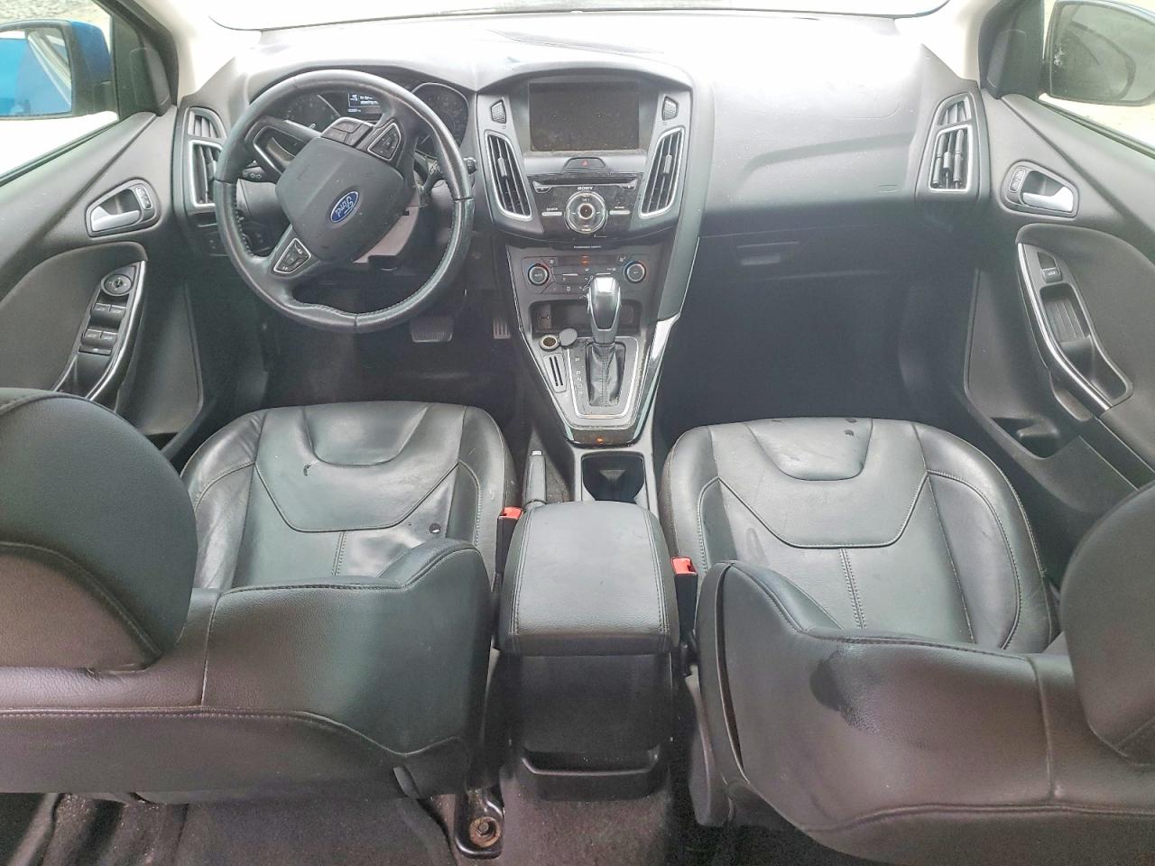 2015 Ford Focus Titanium Blue vin: 1FADP3N24FL293391