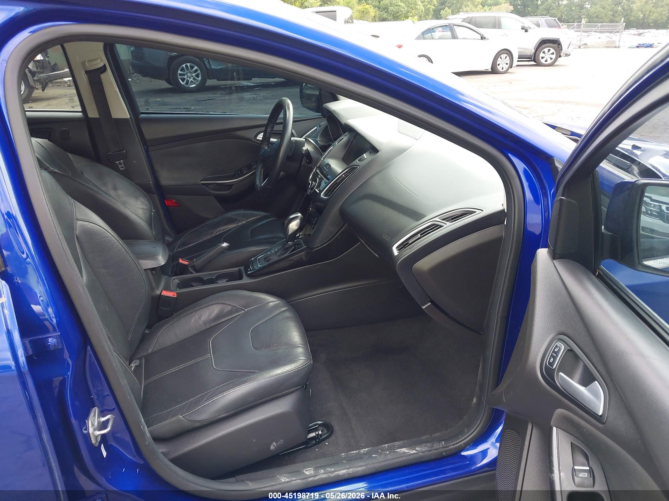 2015 Ford Focus Titanium Blue vin: 1FADP3N24FL339589