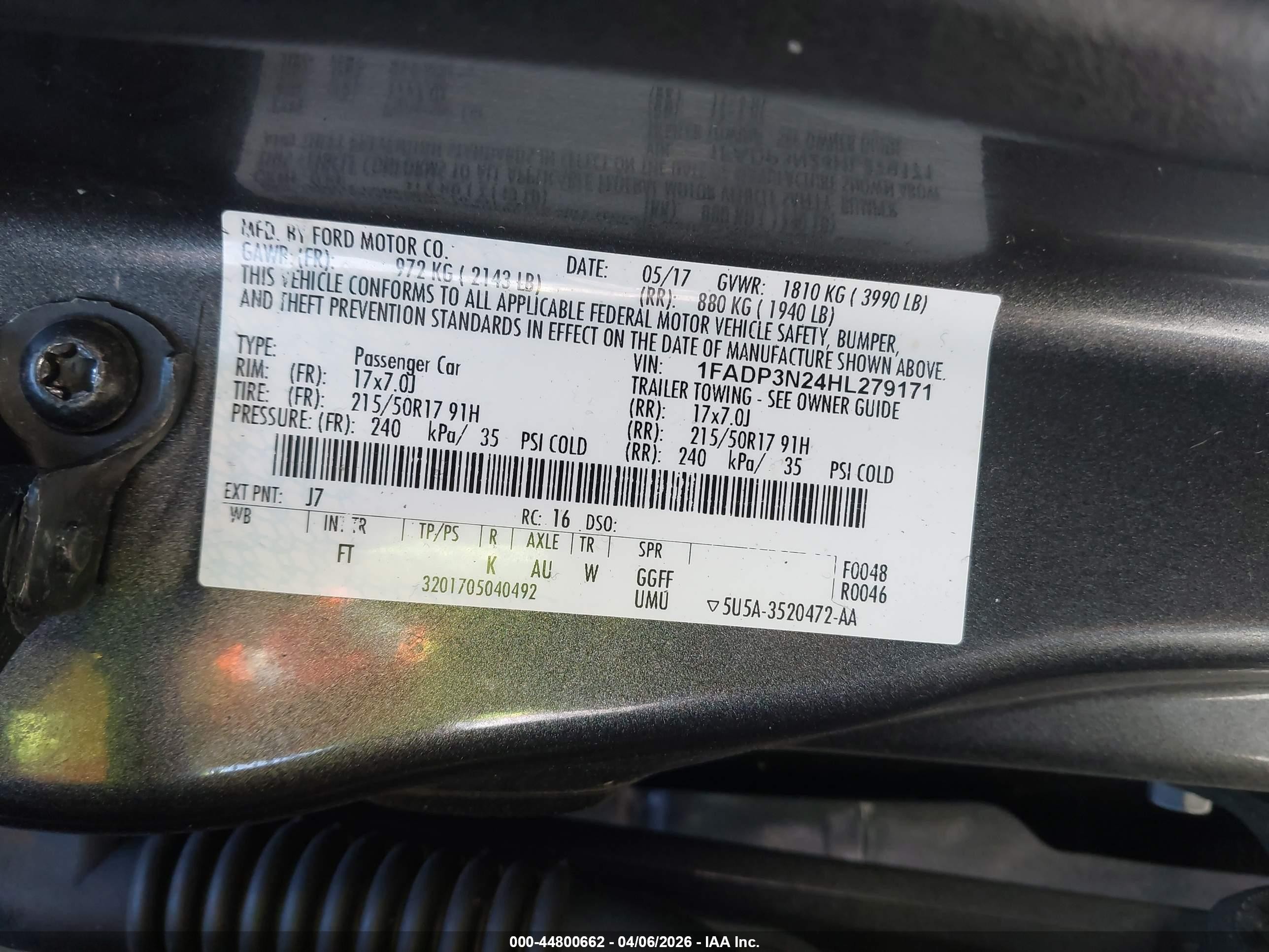 2017 Ford Focus Titanium Gray vin: 1FADP3N24HL279171