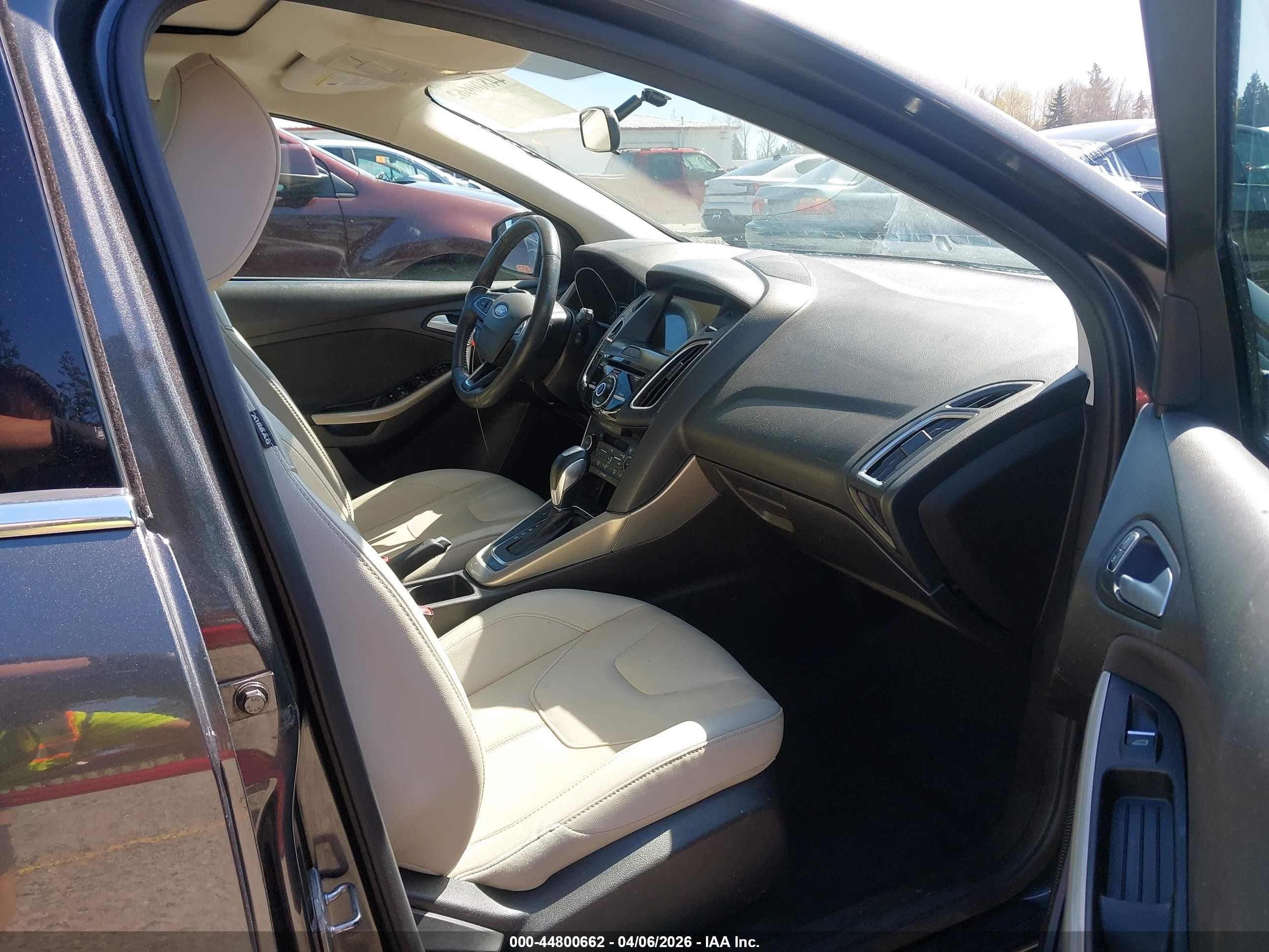 2017 Ford Focus Titanium Gray vin: 1FADP3N24HL279171