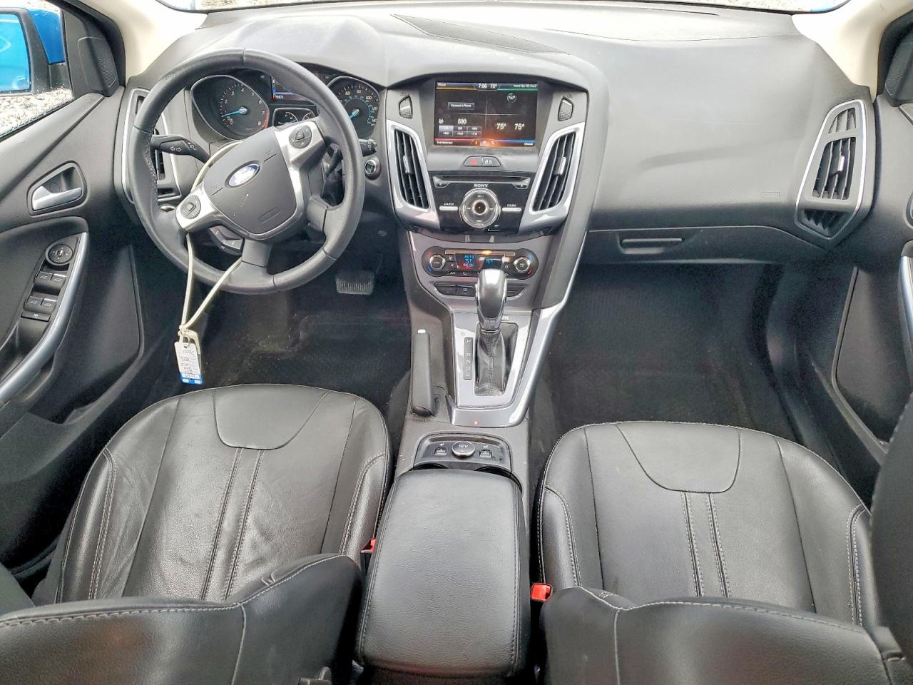 2014 Ford Focus Titanium Blue vin: 1FADP3N25EL194321