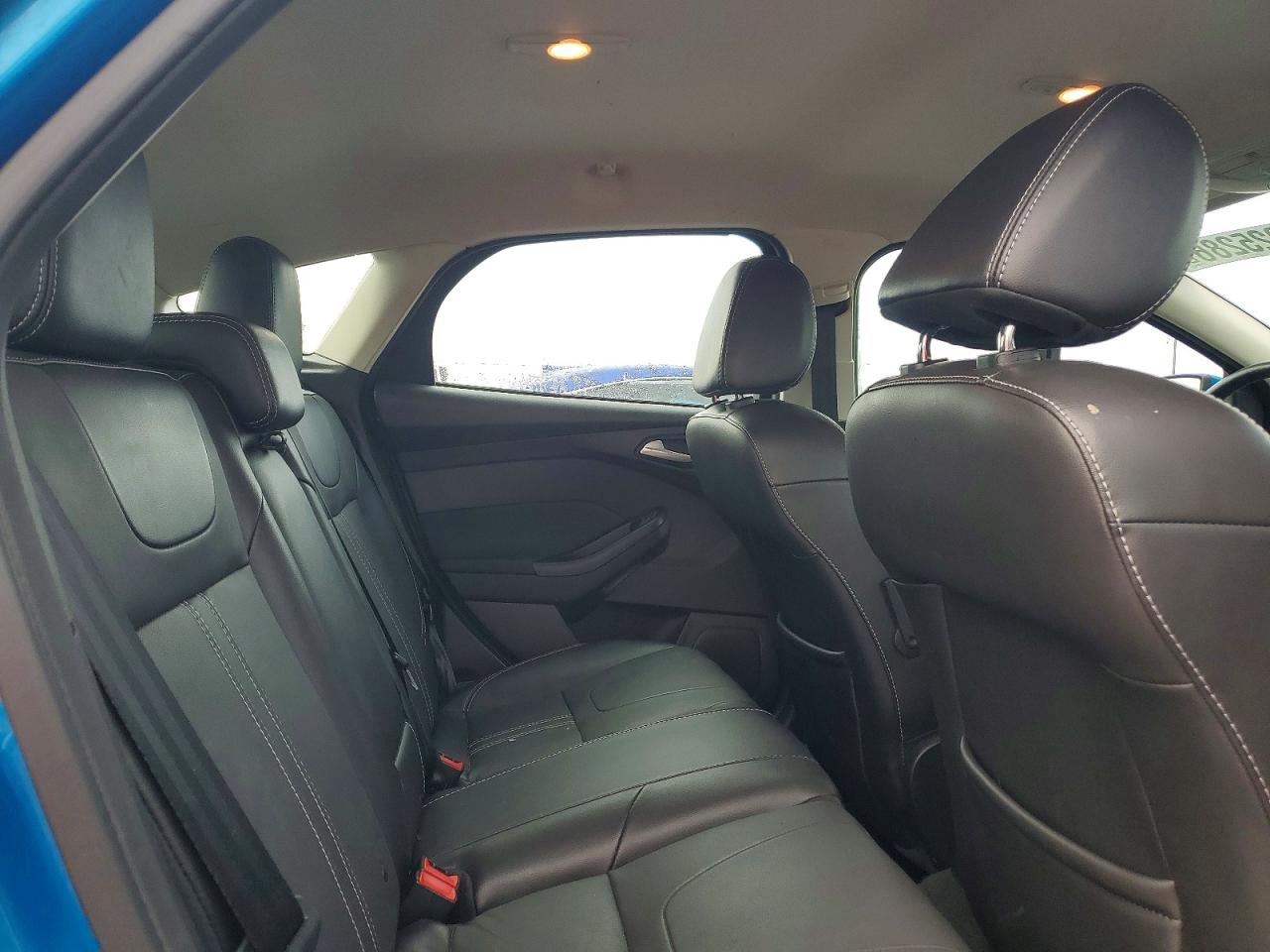 2014 Ford Focus Titanium Blue vin: 1FADP3N25EL194321