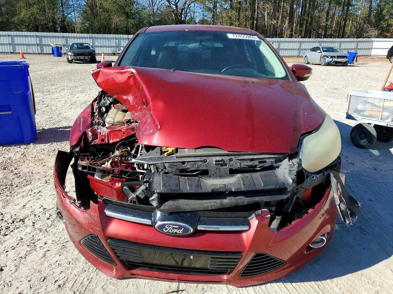 2014 Ford Focus Titanium Burgundy vin: 1FADP3N25EL204698