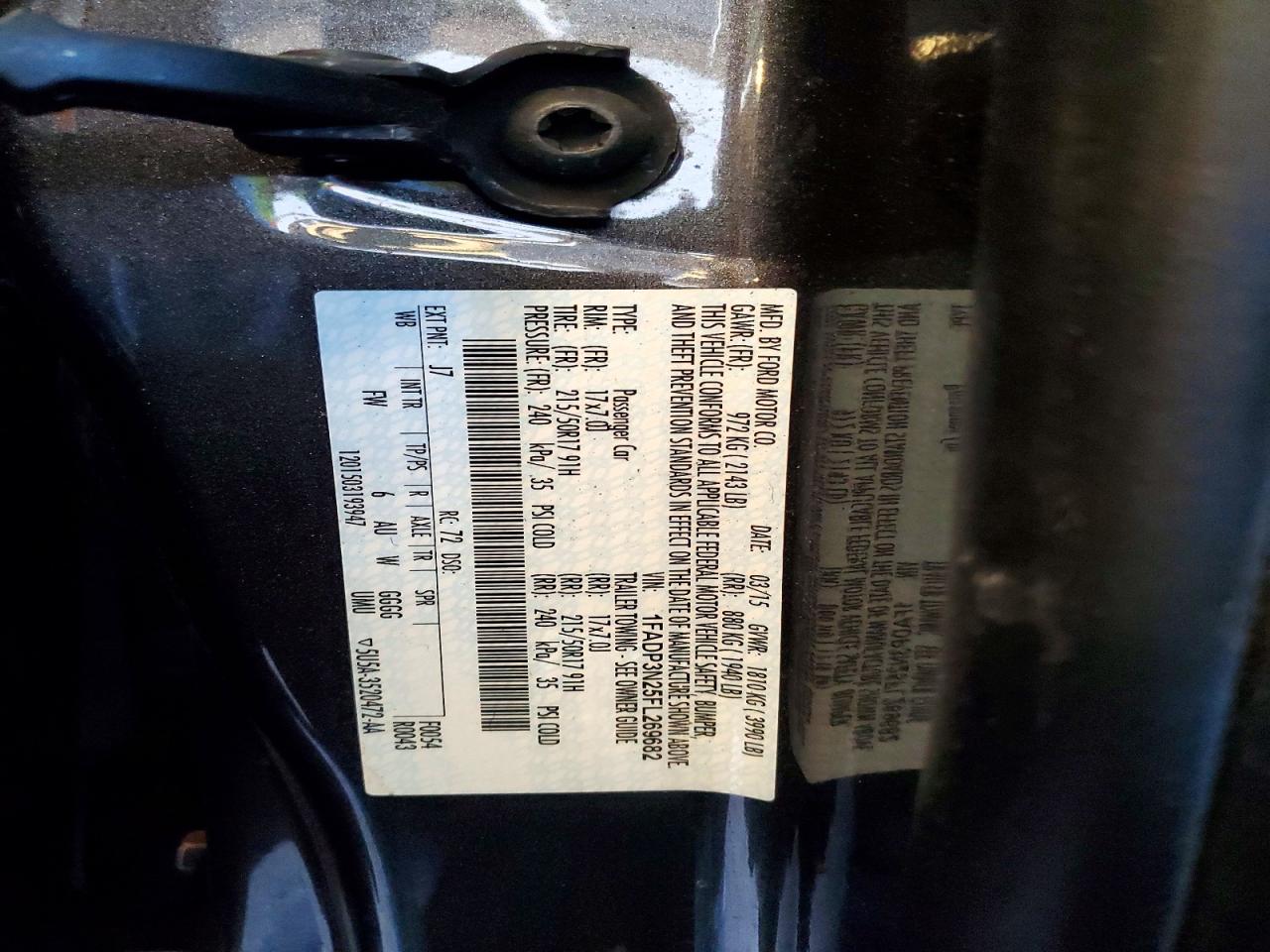 2015 Ford Focus Titanium Gray vin: 1FADP3N25FL269682