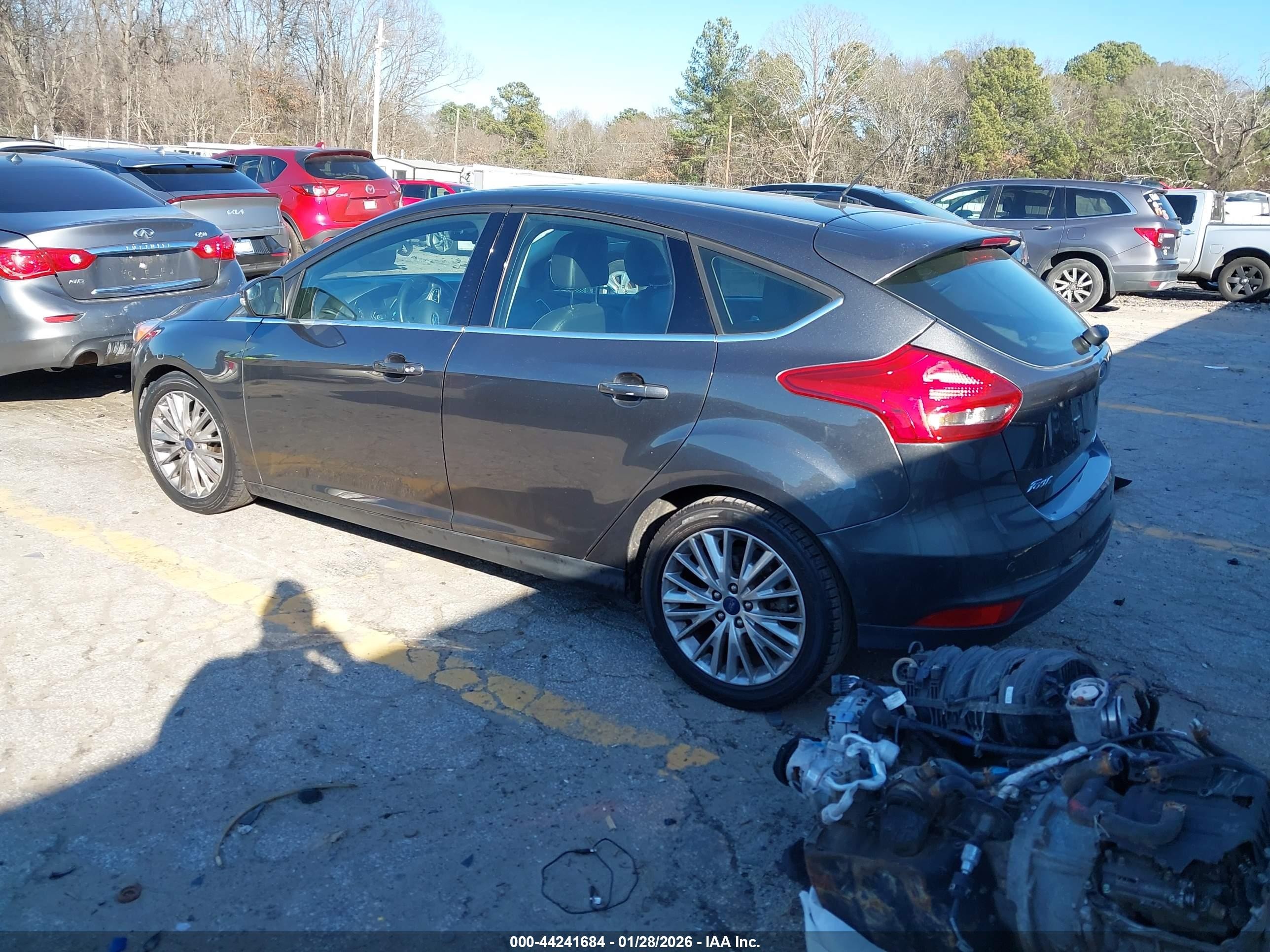 2018 Ford Focus Titanium Gray vin: 1FADP3N25JL242765