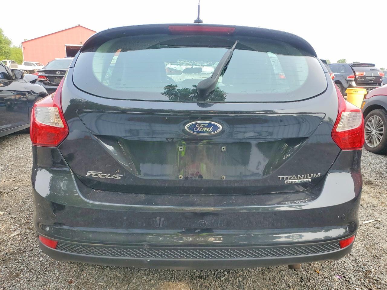 2013 Ford Focus Titanium Black vin: 1FADP3N26DL101661