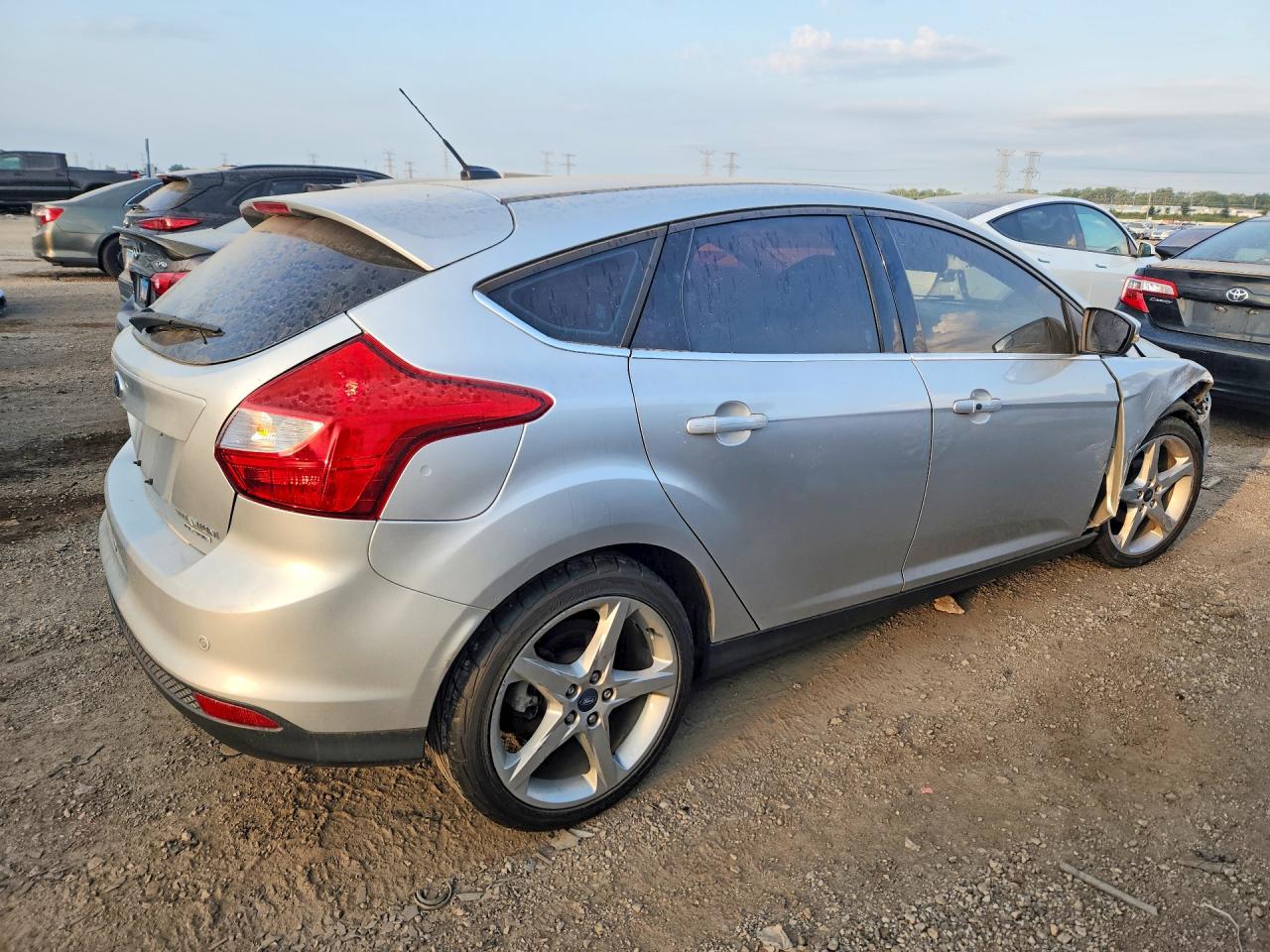 2013 Ford Focus Titanium Silver vin: 1FADP3N26DL157731