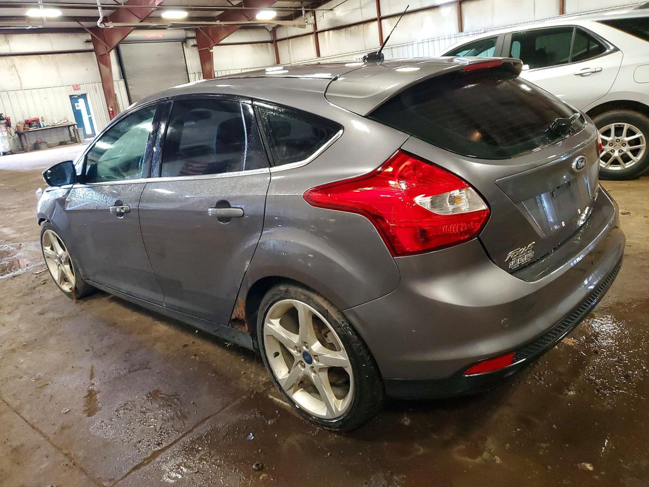 2013 Ford Focus Titanium Gray vin: 1FADP3N26DL233500