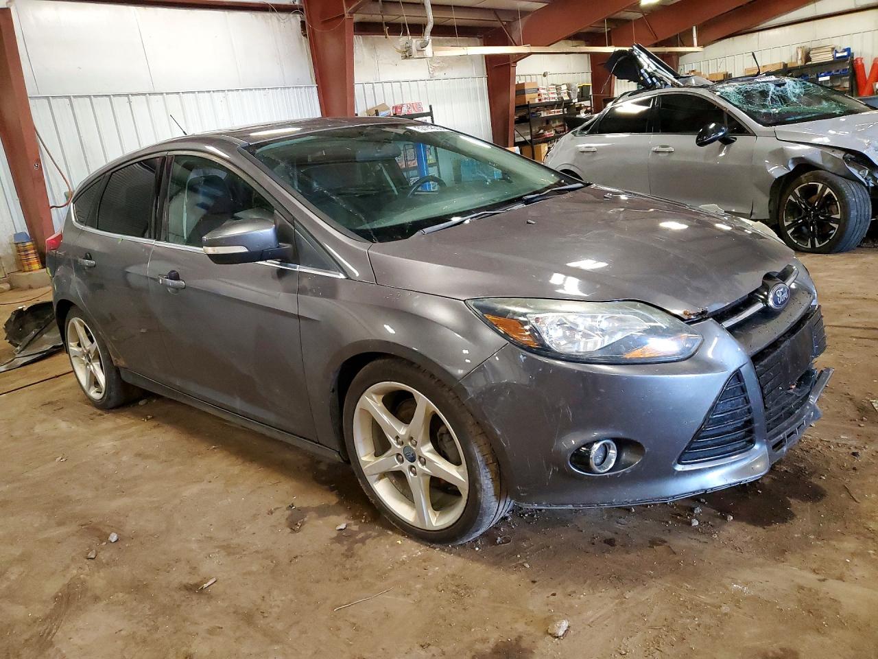 2013 Ford Focus Titanium Gray vin: 1FADP3N26DL233500