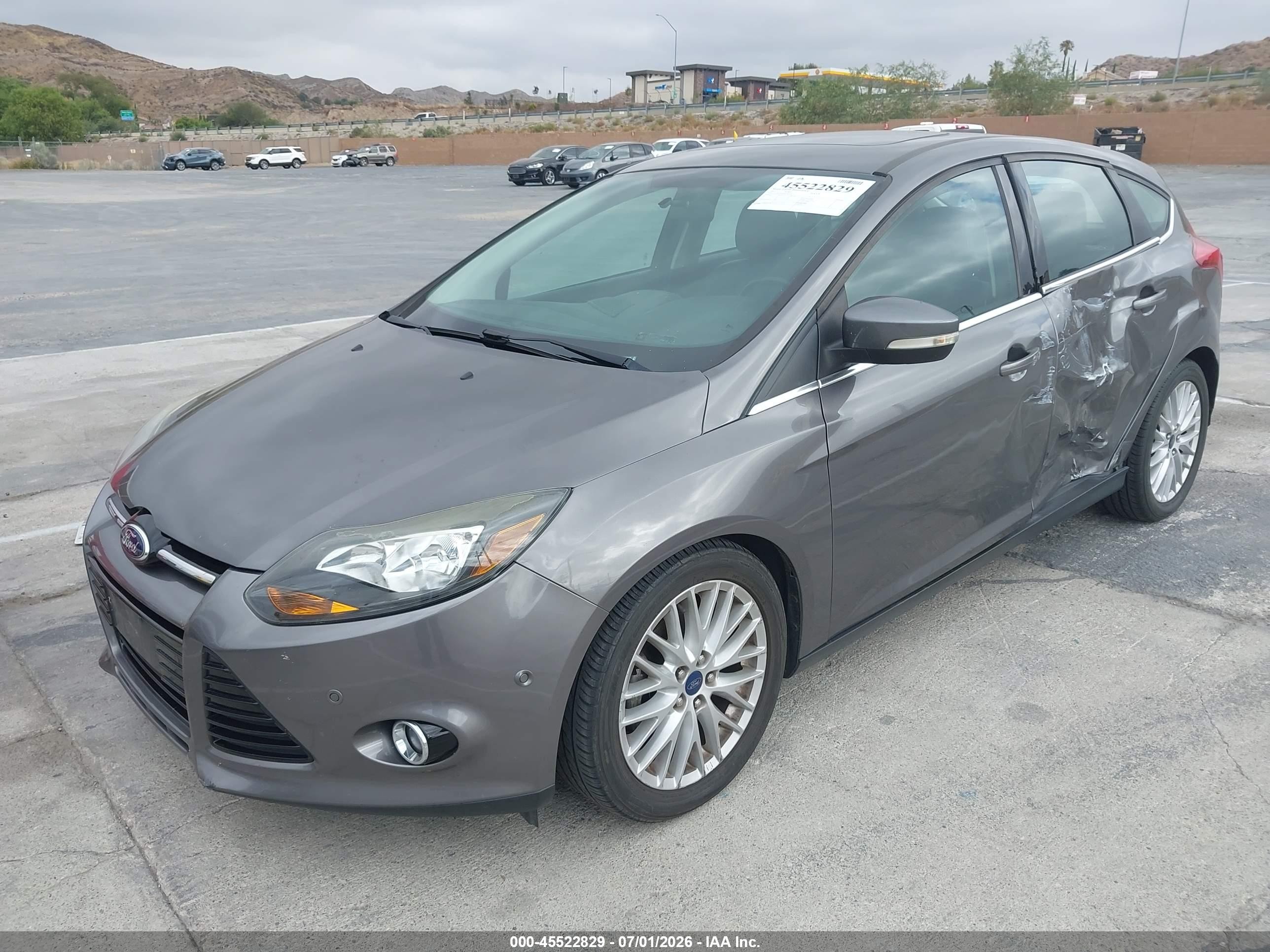 2013 Ford Focus Titanium Серый vin: 1FADP3N26DL301536