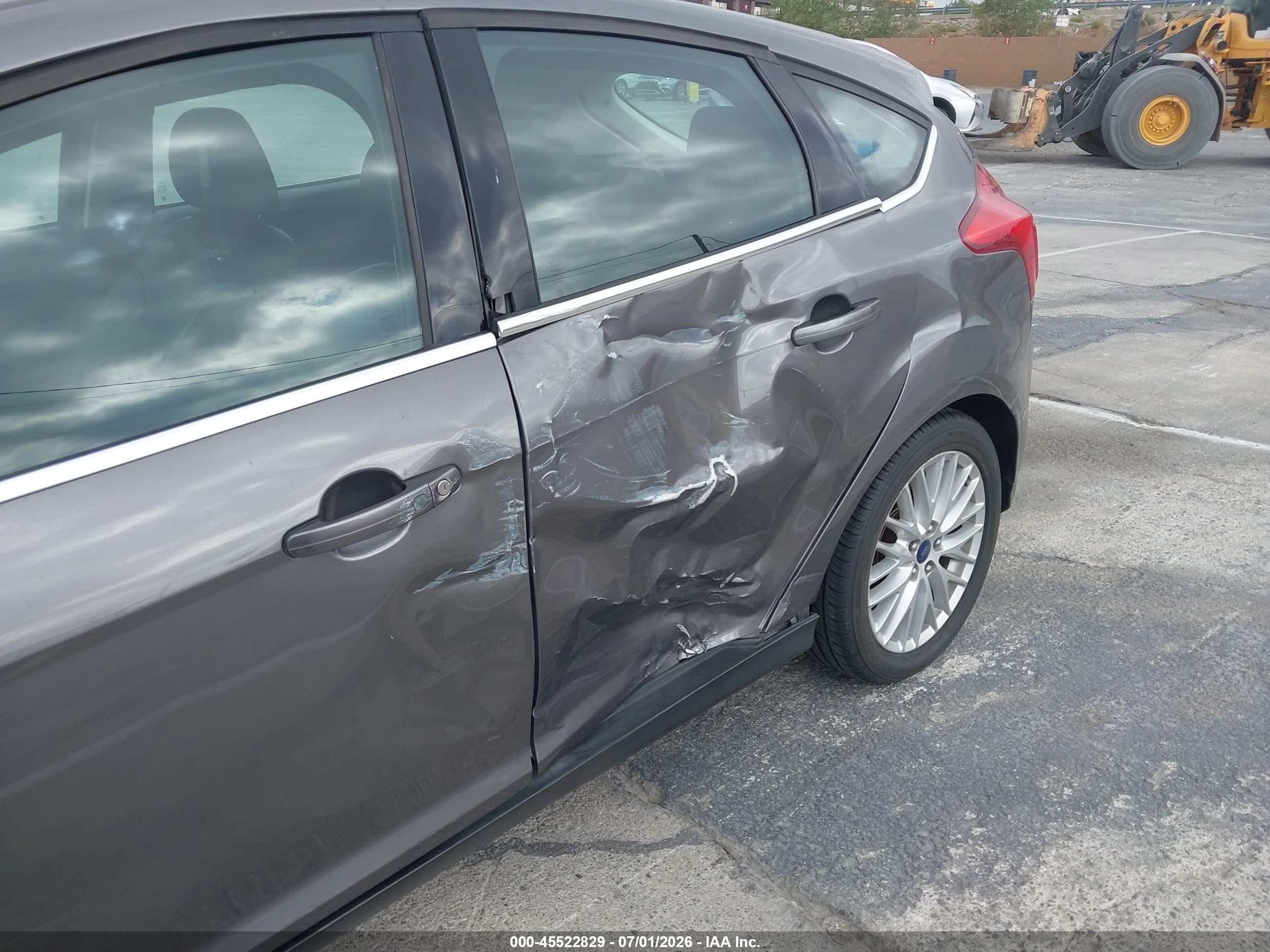2013 Ford Focus Titanium Серый vin: 1FADP3N26DL301536