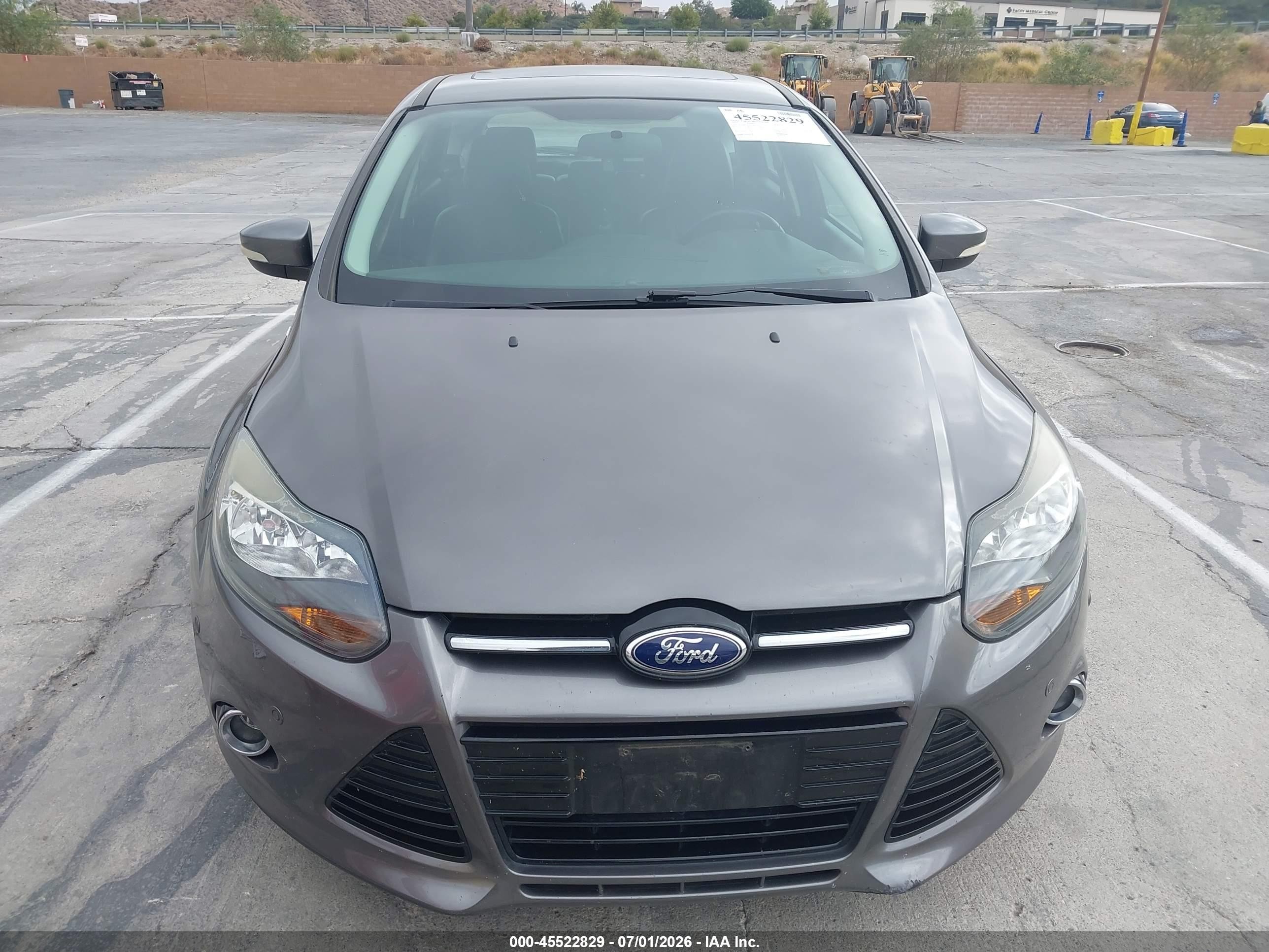 2013 Ford Focus Titanium Серый vin: 1FADP3N26DL301536