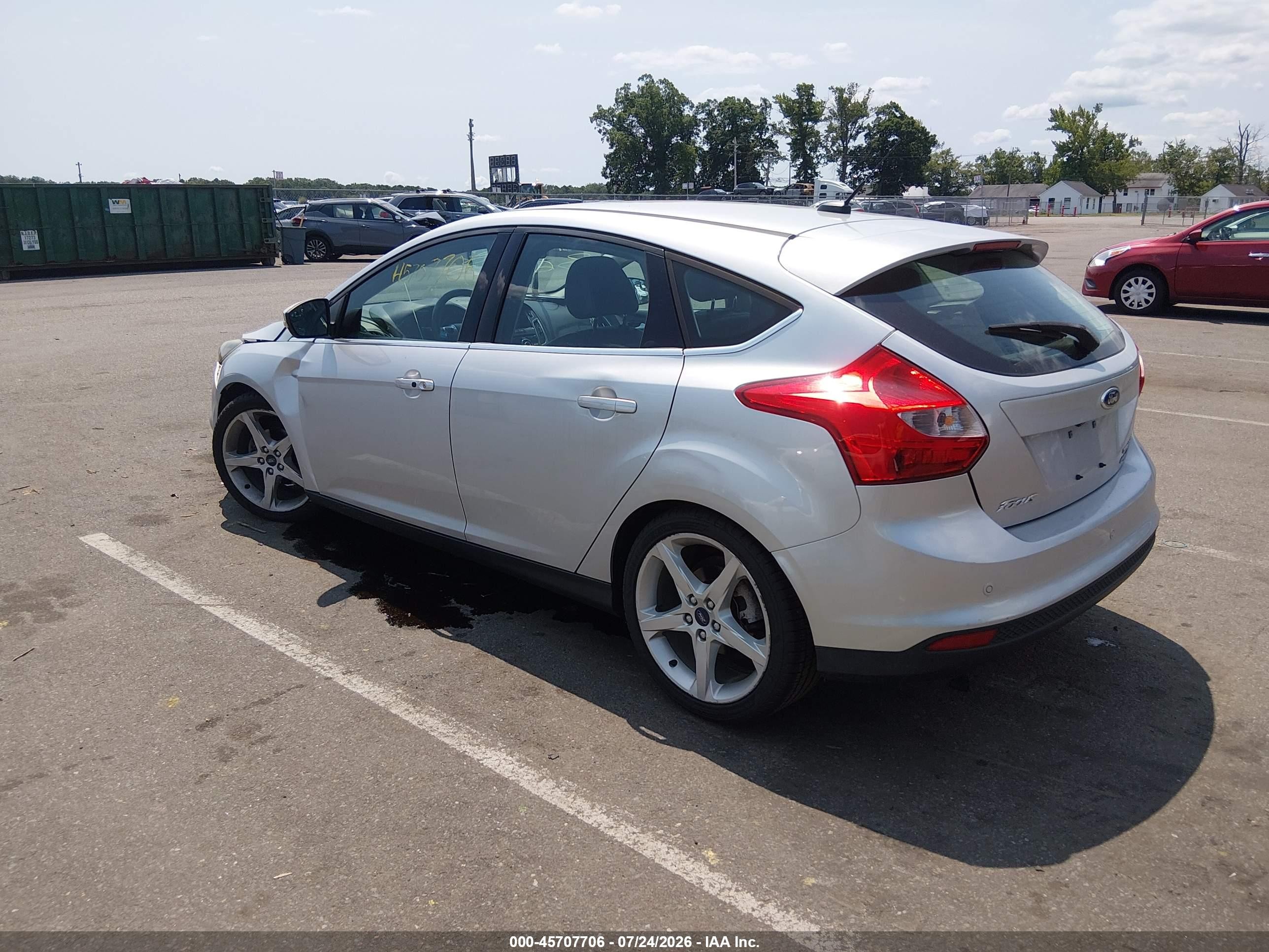 2014 Ford Focus Titanium Silver vin: 1FADP3N26EL146830