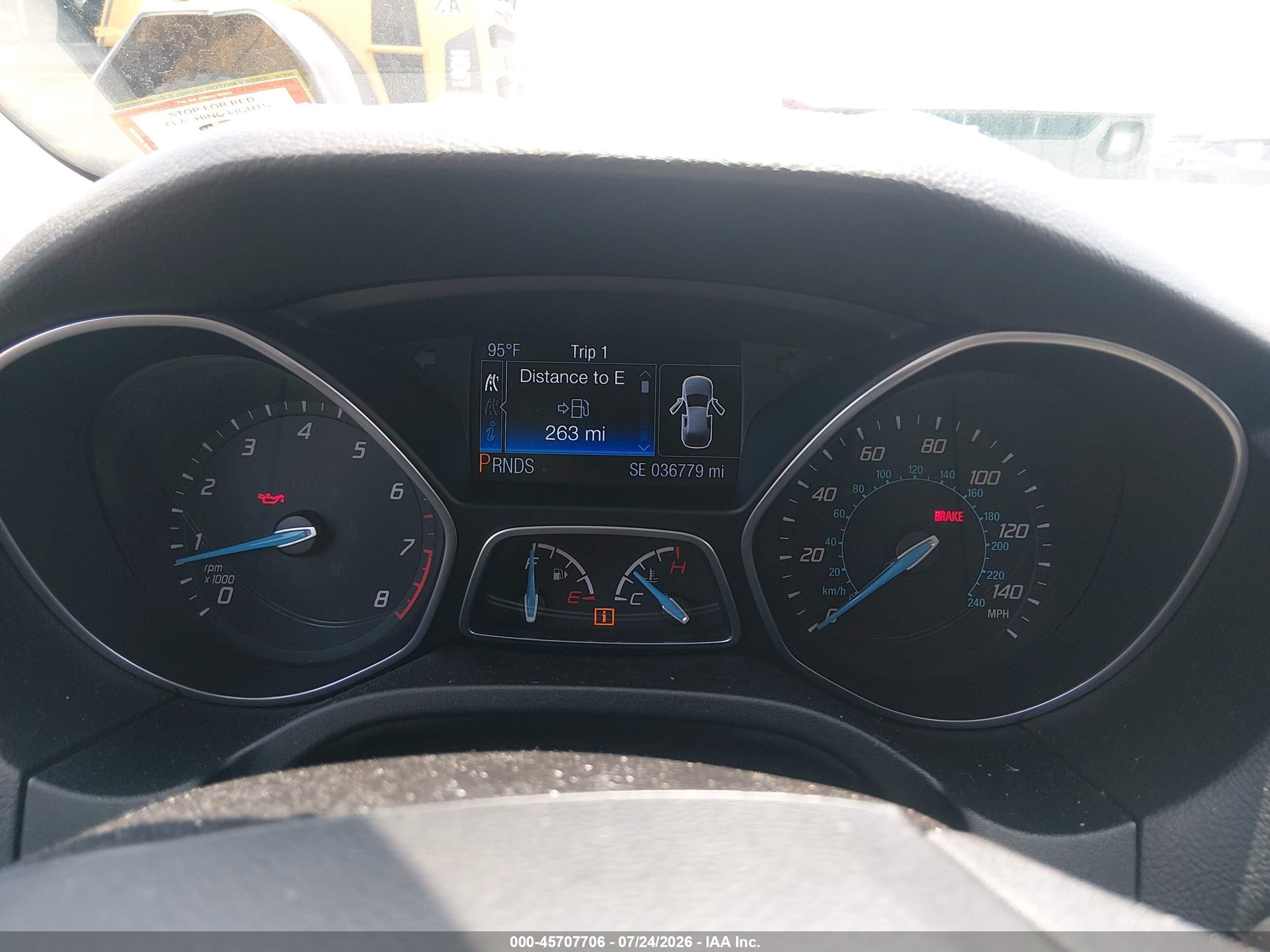 2014 Ford Focus Titanium Silver vin: 1FADP3N26EL146830