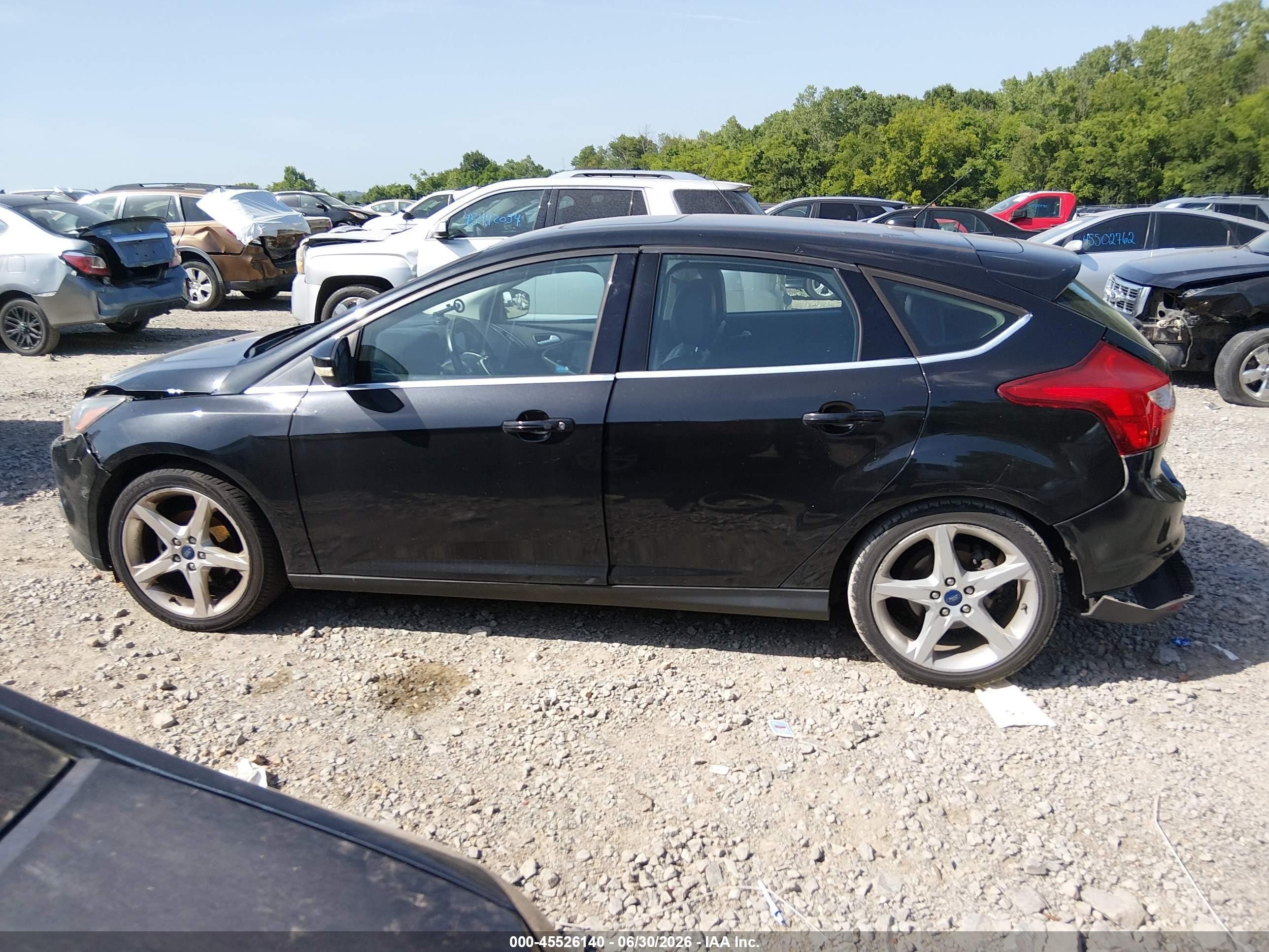 2014 Ford Focus Titanium Черный vin: 1FADP3N26EL293620