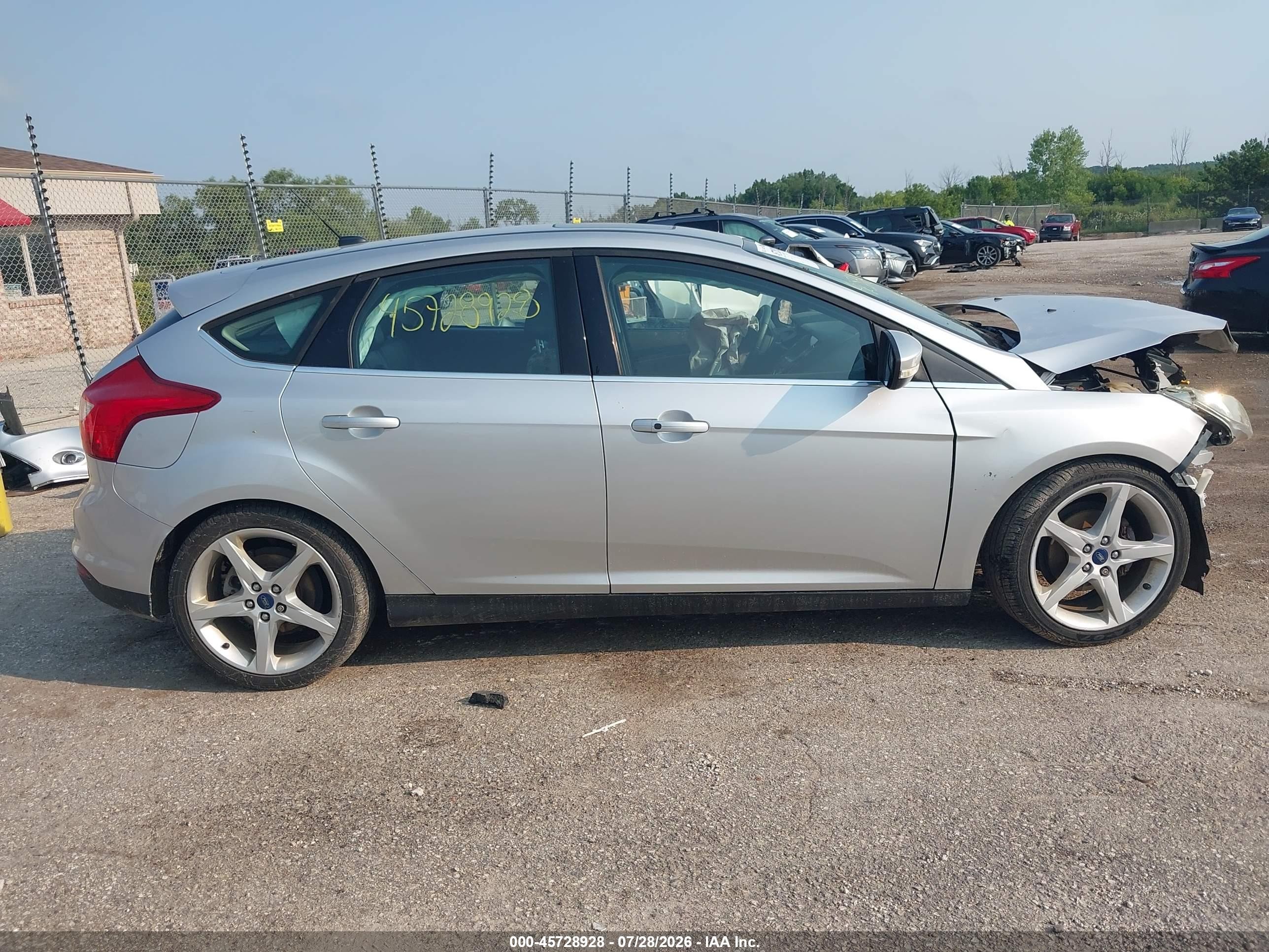 2014 Ford Focus Titanium Silver vin: 1FADP3N26EL422939