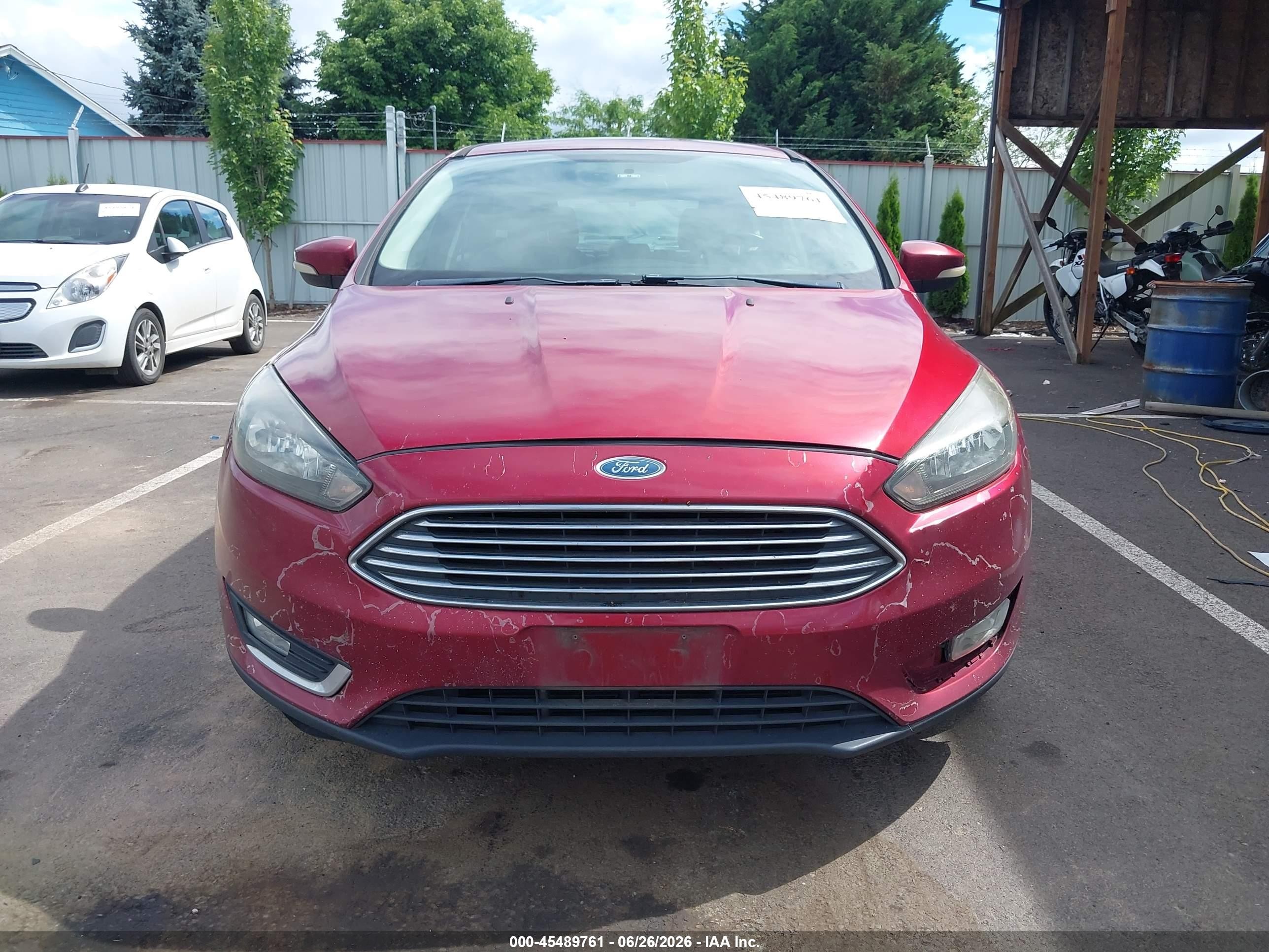 2015 Ford Focus Titanium Red vin: 1FADP3N26FL315293