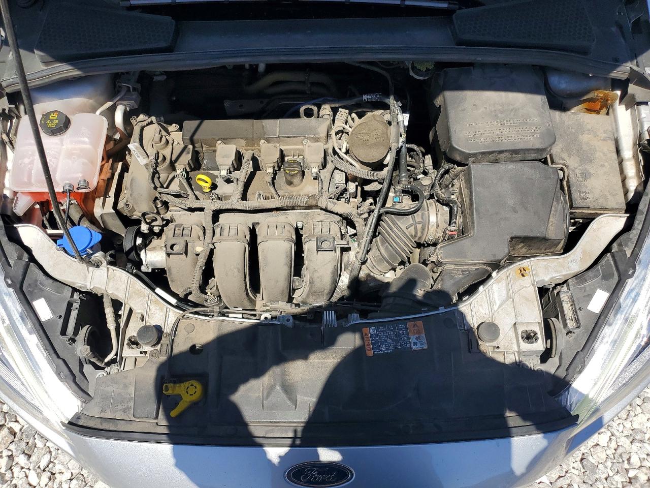2015 Ford Focus Titanium Серебряный vin: 1FADP3N26FL385957