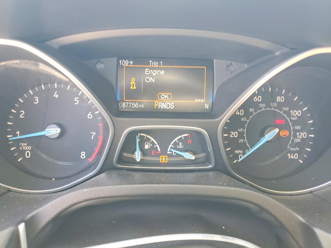 2015 Ford Focus Titanium Серебряный vin: 1FADP3N26FL385957