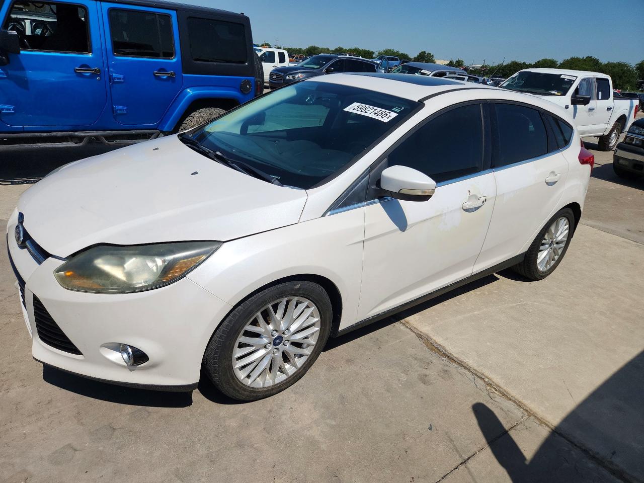 2013 Ford Focus Titanium White vin: 1FADP3N27DL108697