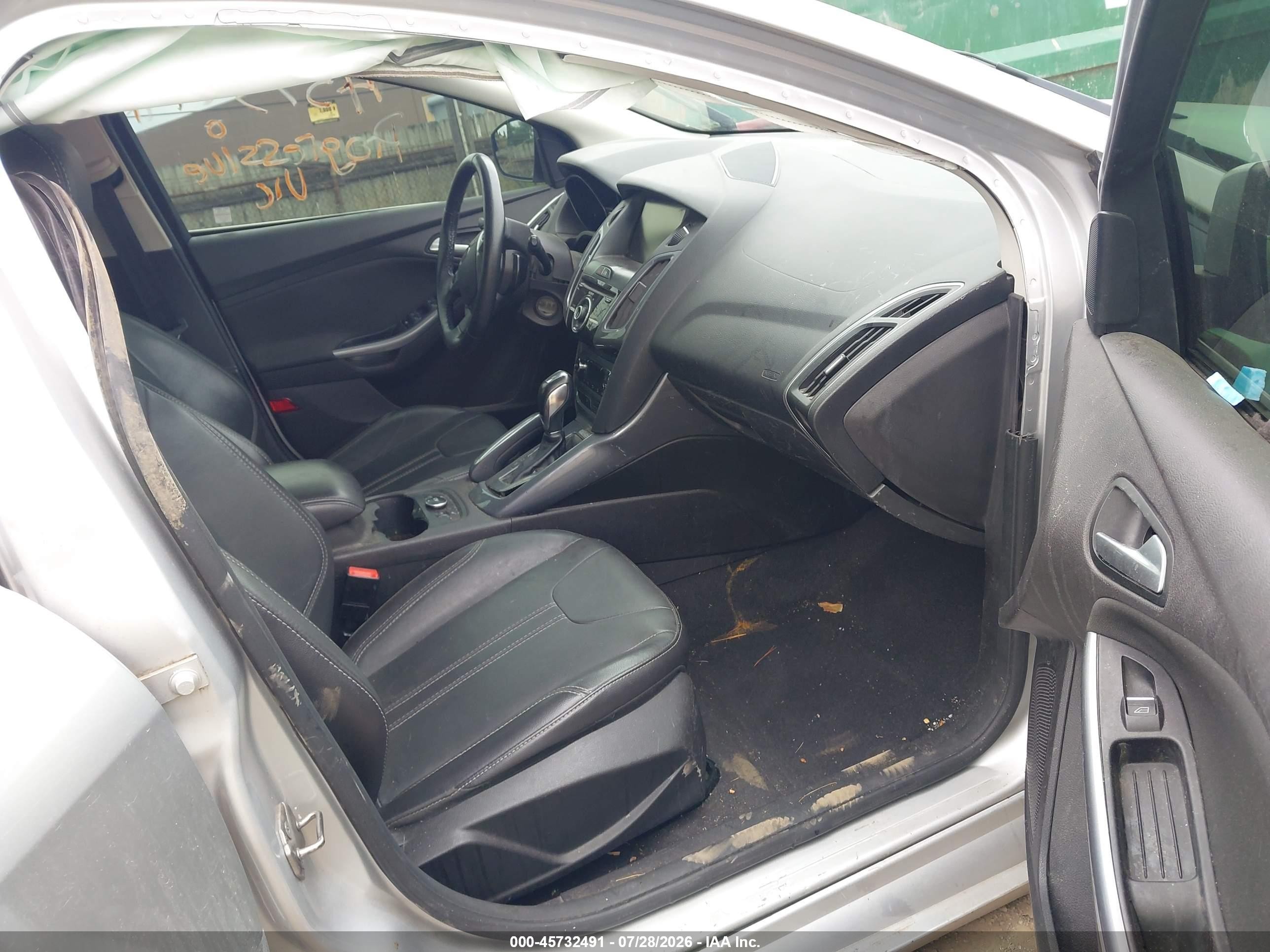 2013 Ford Focus Titanium Silver vin: 1FADP3N27DL295827