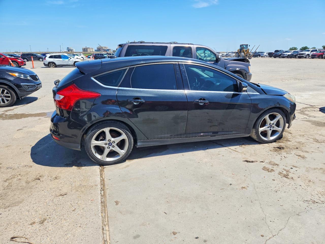 2013 Ford Focus Titanium Black vin: 1FADP3N27DL317597