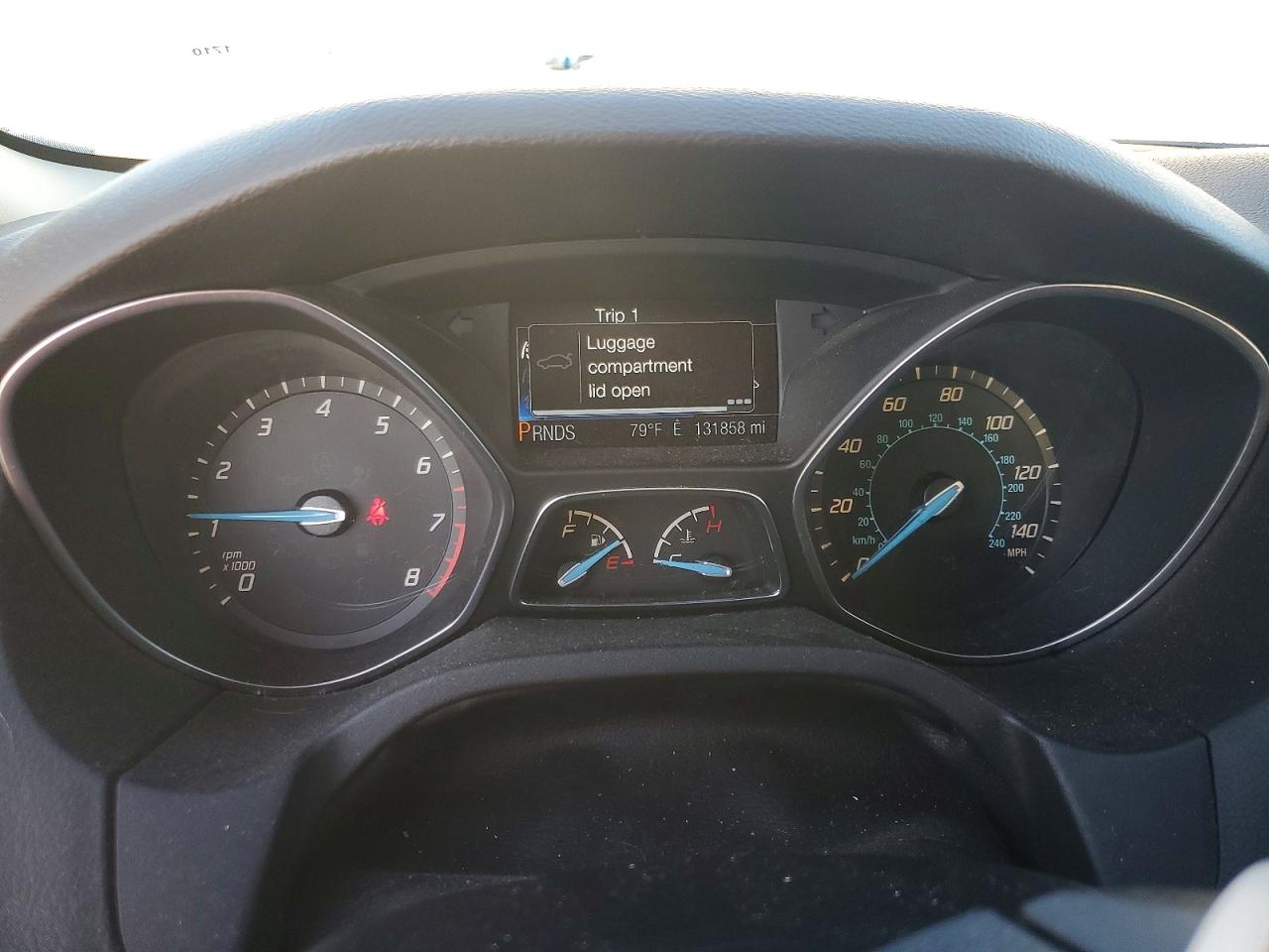 2013 Ford Focus Titanium Белый vin: 1FADP3N27DL349689
